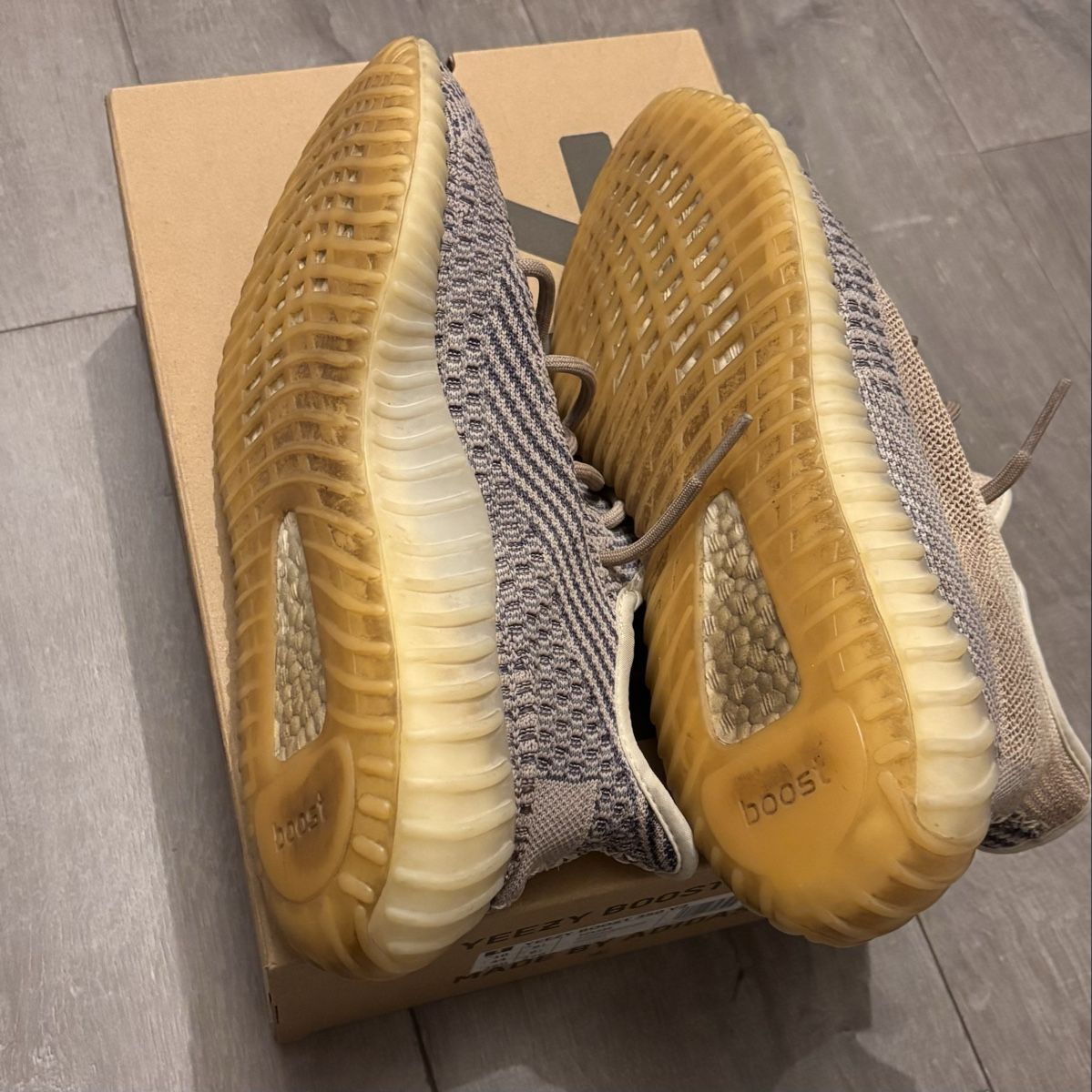 Adidas Scarpe da uomo: Adidas Yeezy Boost 350 V2 - taille 44 – Usato da Alle venduto da Valentin.Goffinet 2