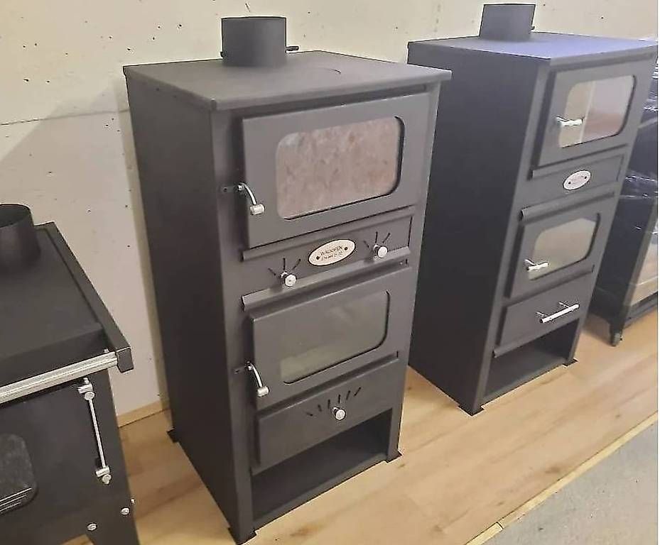 Stufe caminetto: Poêle à bois / cuisinière Modèle : Turmin-Plus. – Usato da Sion venduto da Swissquali. 2