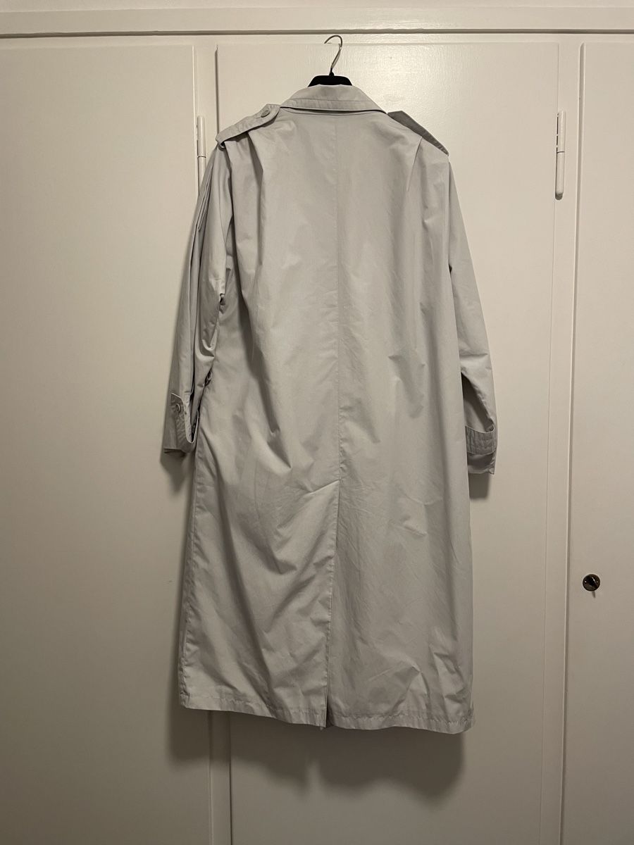 Cappotti: KappAhl Vintage Trenchcoat – Usato da Zürich venduto da daria_m 1