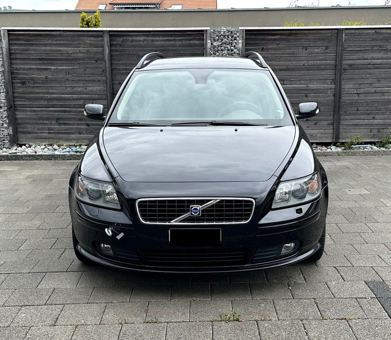 Volvo Automobili: Volvo V50 T5 AWD – Difettoso da Steffisburg venduto da Volvo_Cars_Thun