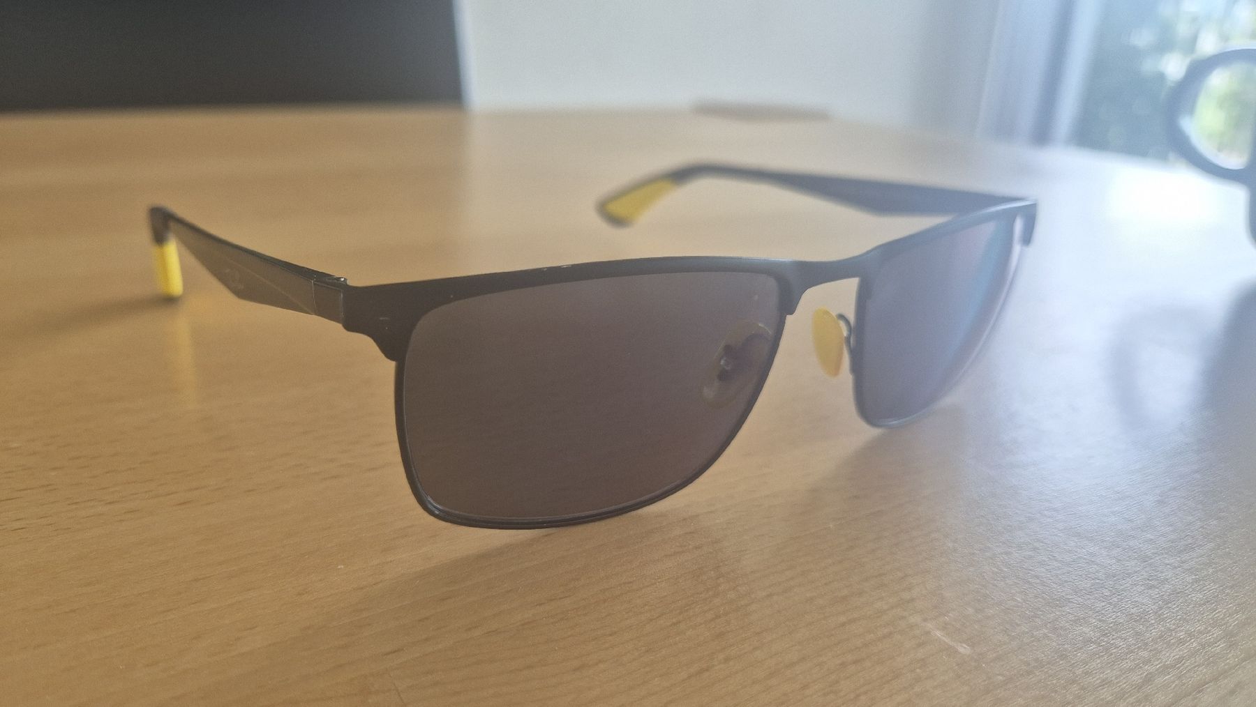 Ray-Ban Occhiali & Lenti: Rayban Ferrari Sonnenbrille – Usato da Neftenbach venduto da Matterberg 4