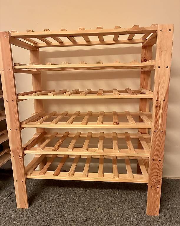 Regale: Weinregal Holz – Gebraucht aus Langenthal von Metalluke 1