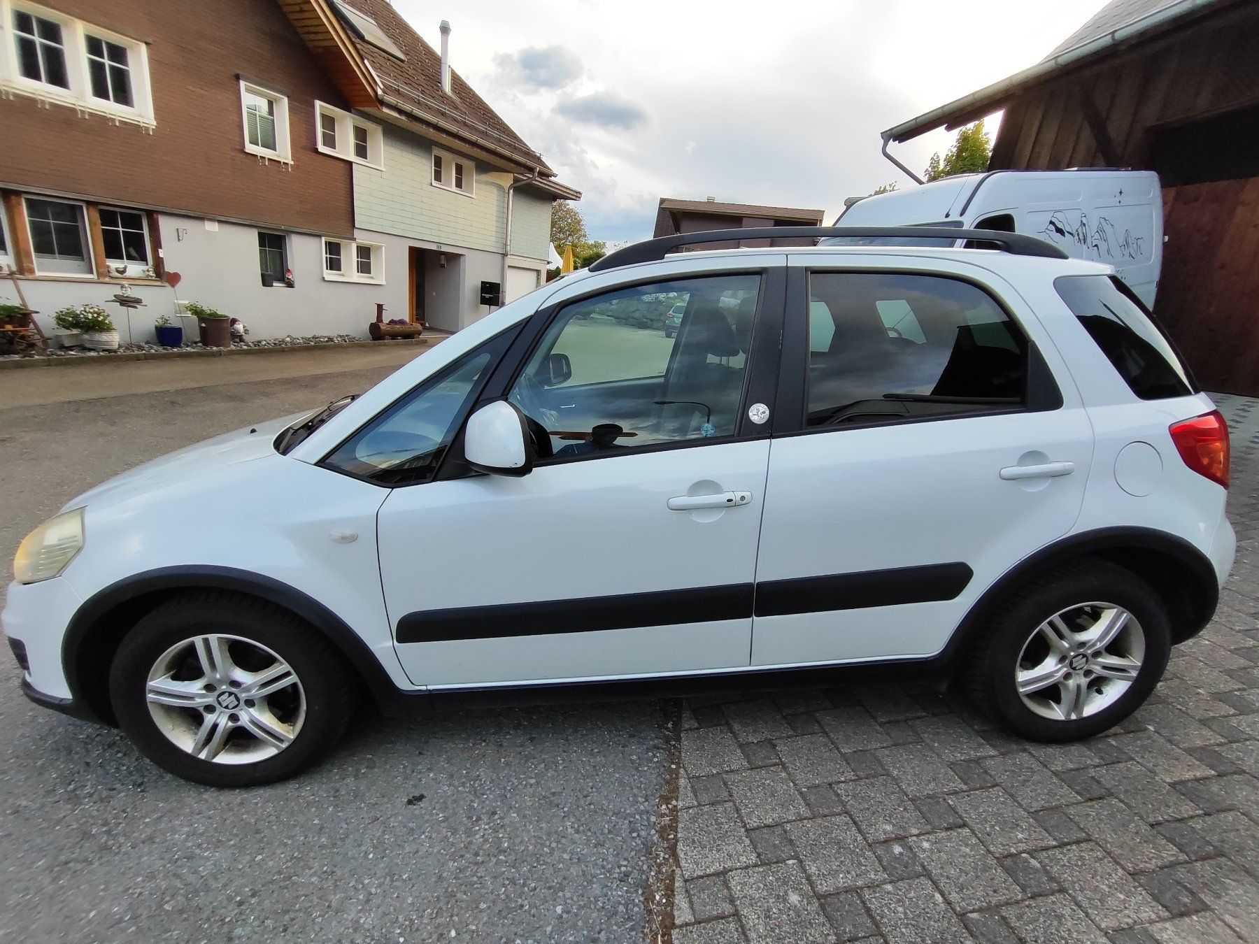 Suzuki Automobili: Suzuki SX-4 1.6 4WD – Usato da Nassen venduto da UT6502 5