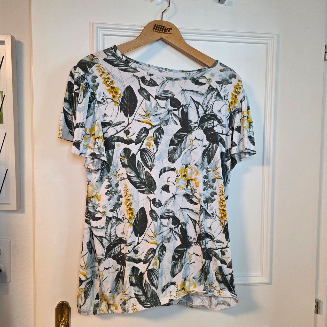 Camicette: Sommerbluse aus Viskose mit Blumenmuster L/XL – Usato da Wald ZH venduto da CapLux 3