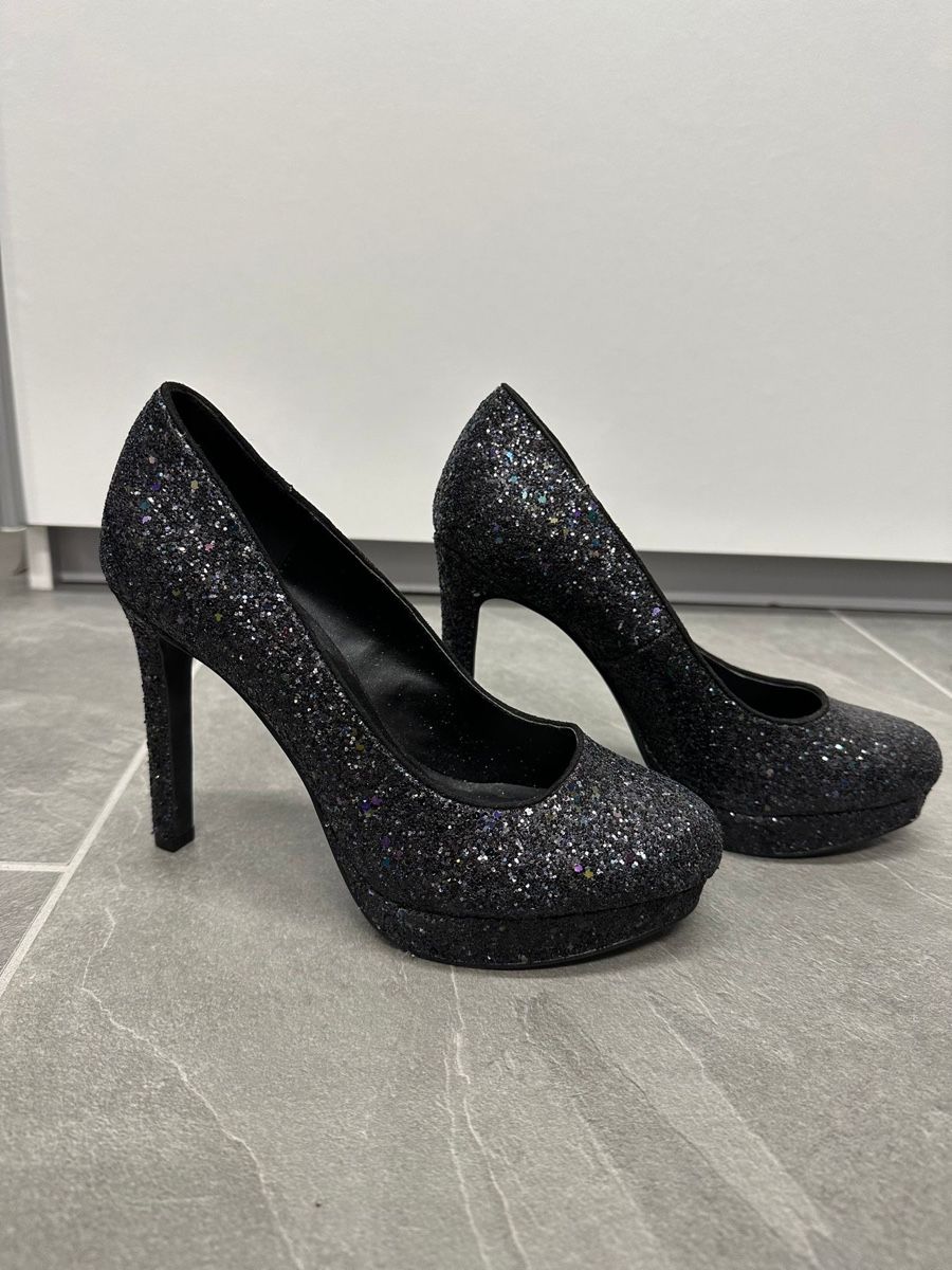Scarpe da donna: High Heels Gr. 38 – Nuovo (secondo la descrizione) da Stäfa venduto da RedWings13
