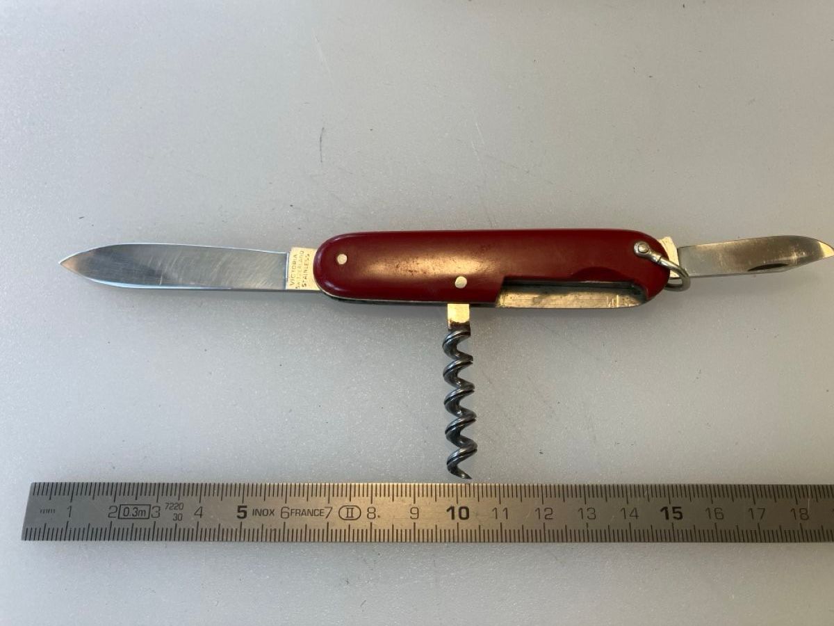 Victorinox Couteaux de poche: Sackmesser – D'occasion à Krauchthal par colligio 2