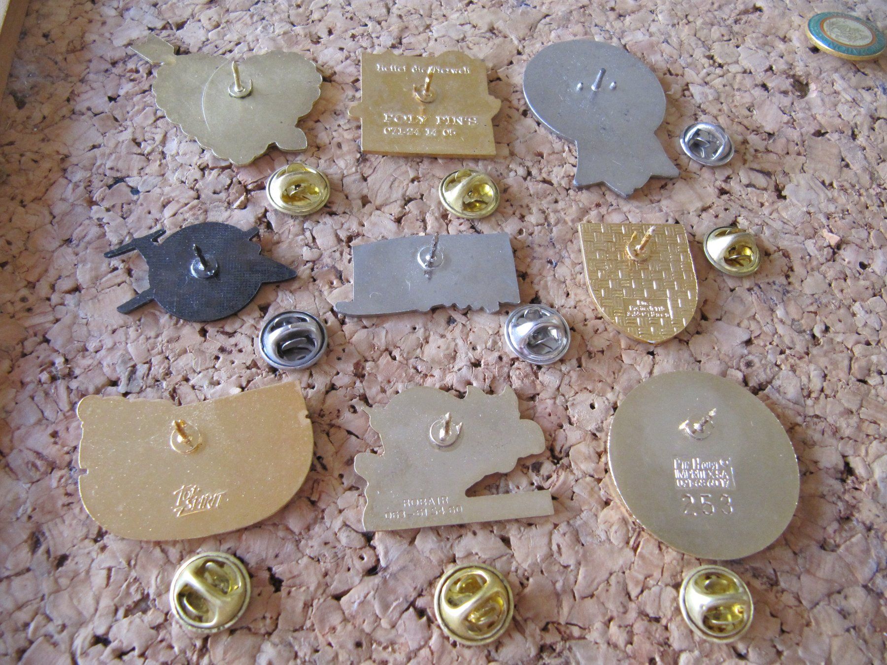 Swiss Placchette & Badge: Pin - Sammlung  #P10 – Usato da Basel venduto da Kuba2 5