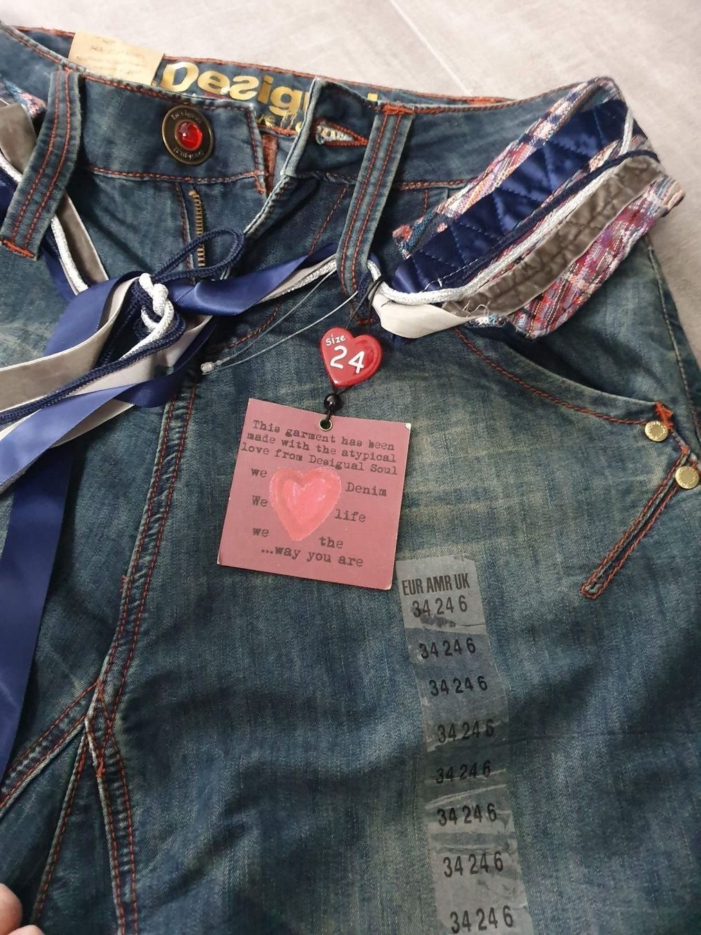 Jeans: NEU!!!!DESIGUAL baggy jeans gr 24 – Nuovo (secondo la descrizione) da bellinzona venduto da zeus6535 2