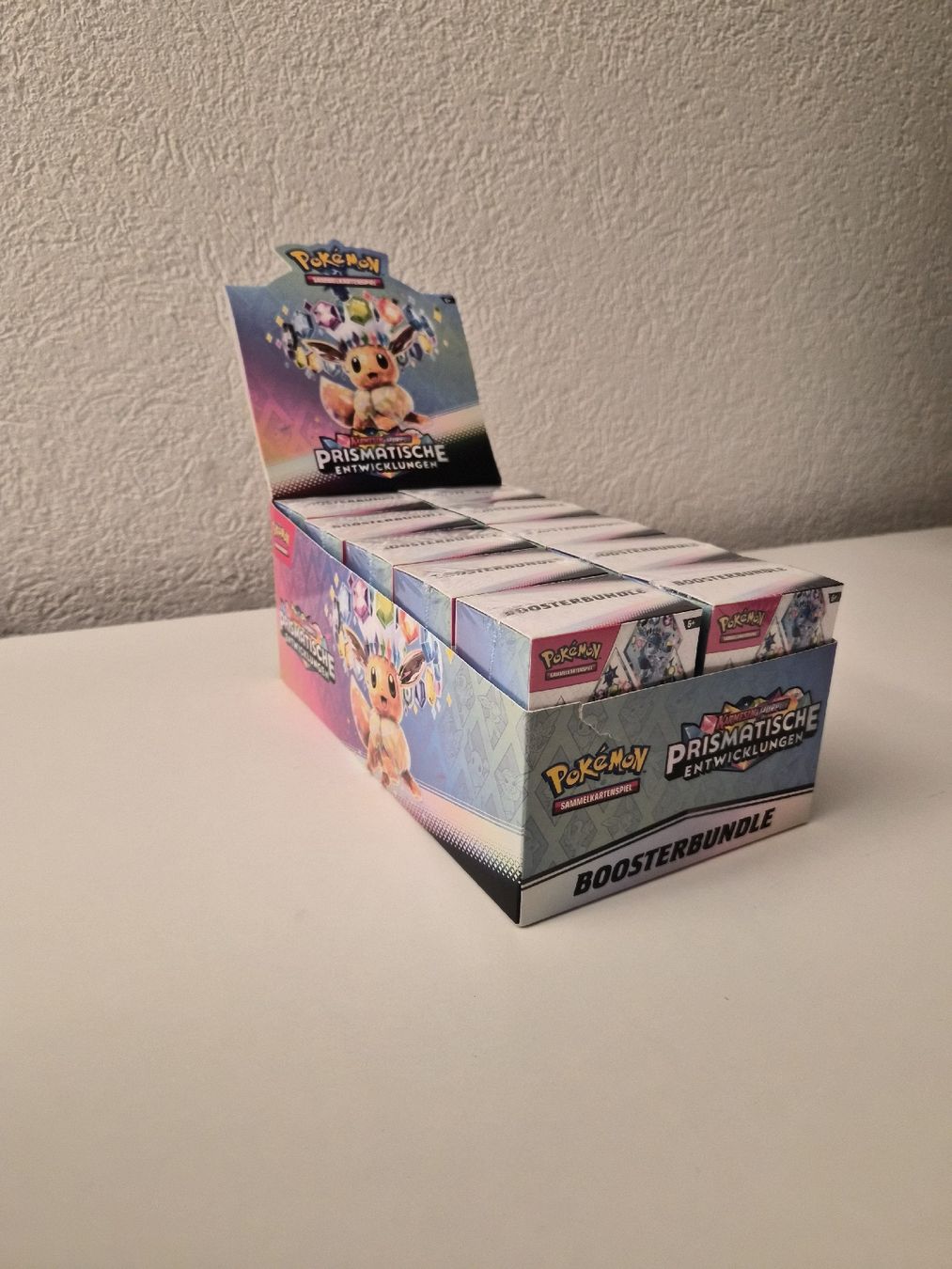 Pokémon Carte collezionabili: KOMPLETT Box - Prismatische Entwicklung Booster Bundle DE – Nuovo e nell'imballaggio originale da Buchs ZH venduto da Sforni 1