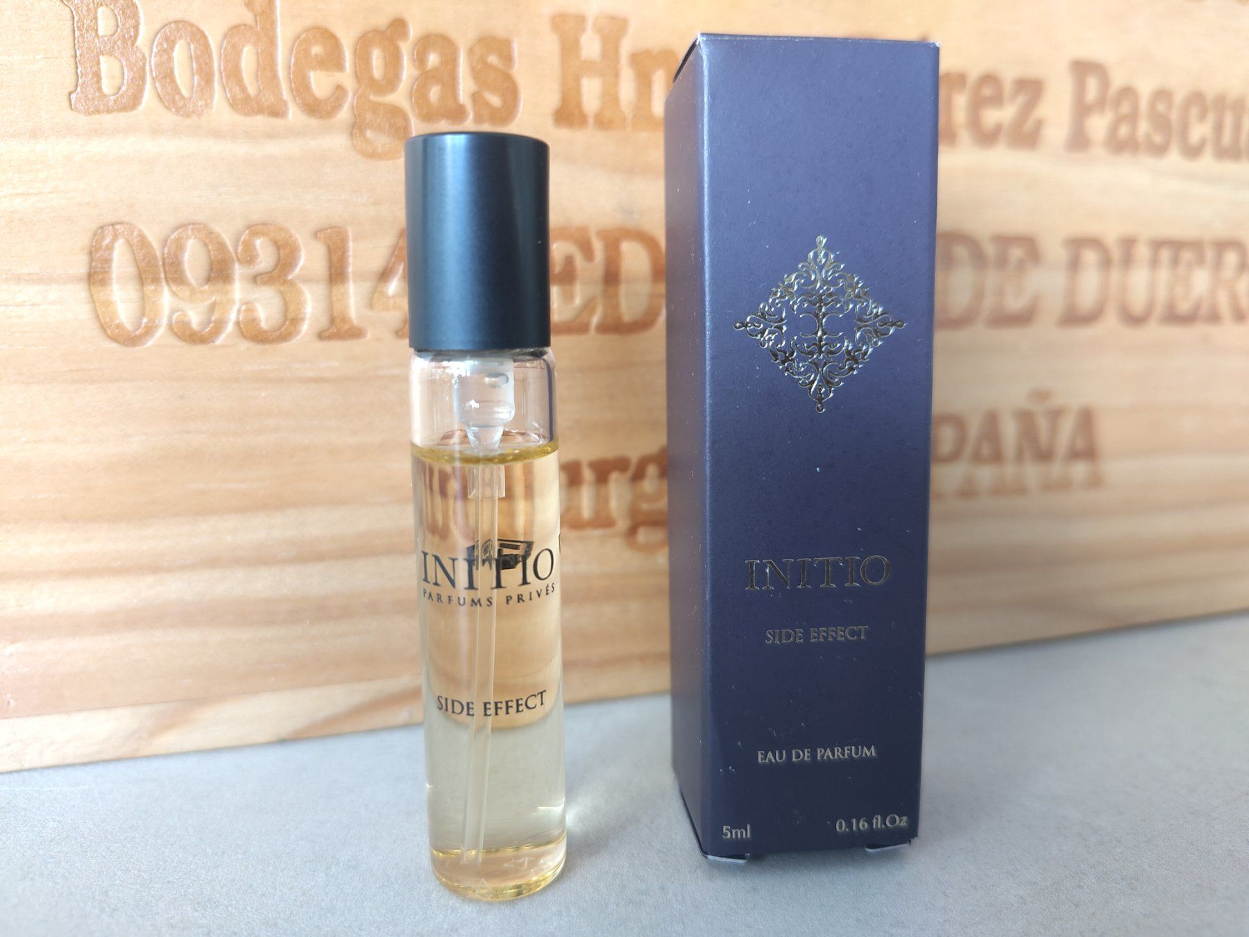Initio Profumi & Eau de Toilette: 5ml Initio 5ml Side Effect Herstellerprobe Adventskalender – Nuovo e nell'imballaggio originale da Steinhausen venduto da nwe_t8nj 1
