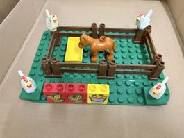 LEGO Duplo Bauernhof-Set mit Pferd, Hühnern & -Steine