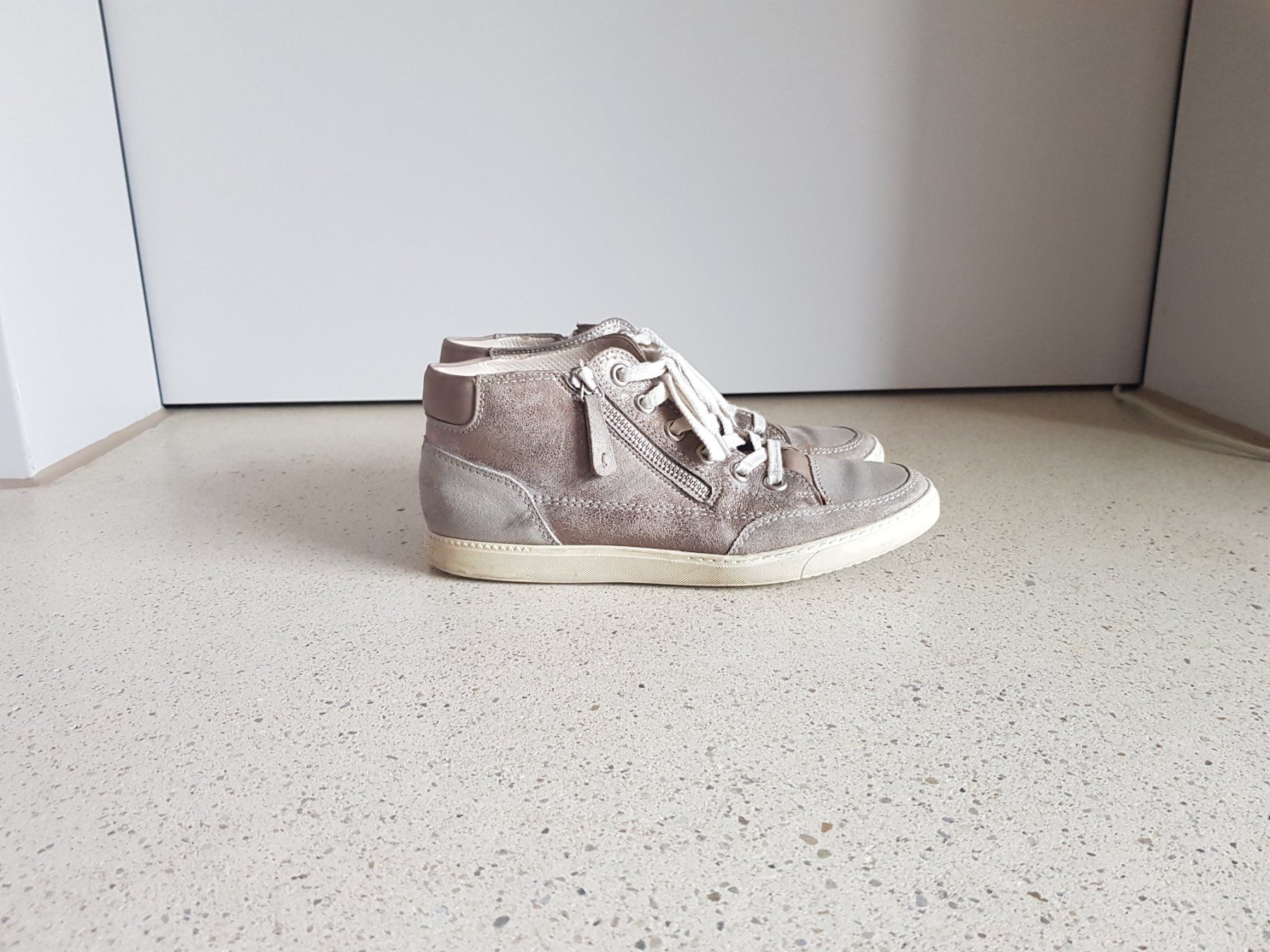 Paul Green Scarpe da donna: Paul Green Sneaker Grösse 38.5 – Usato da Basel venduto da chien008