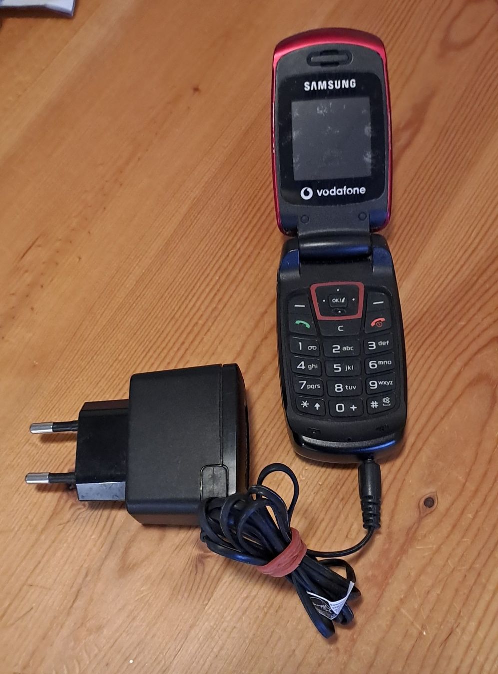 Telefoni: Alte Handys + Ladekabel – Difettoso da Münsingen venduto da Rocking 3