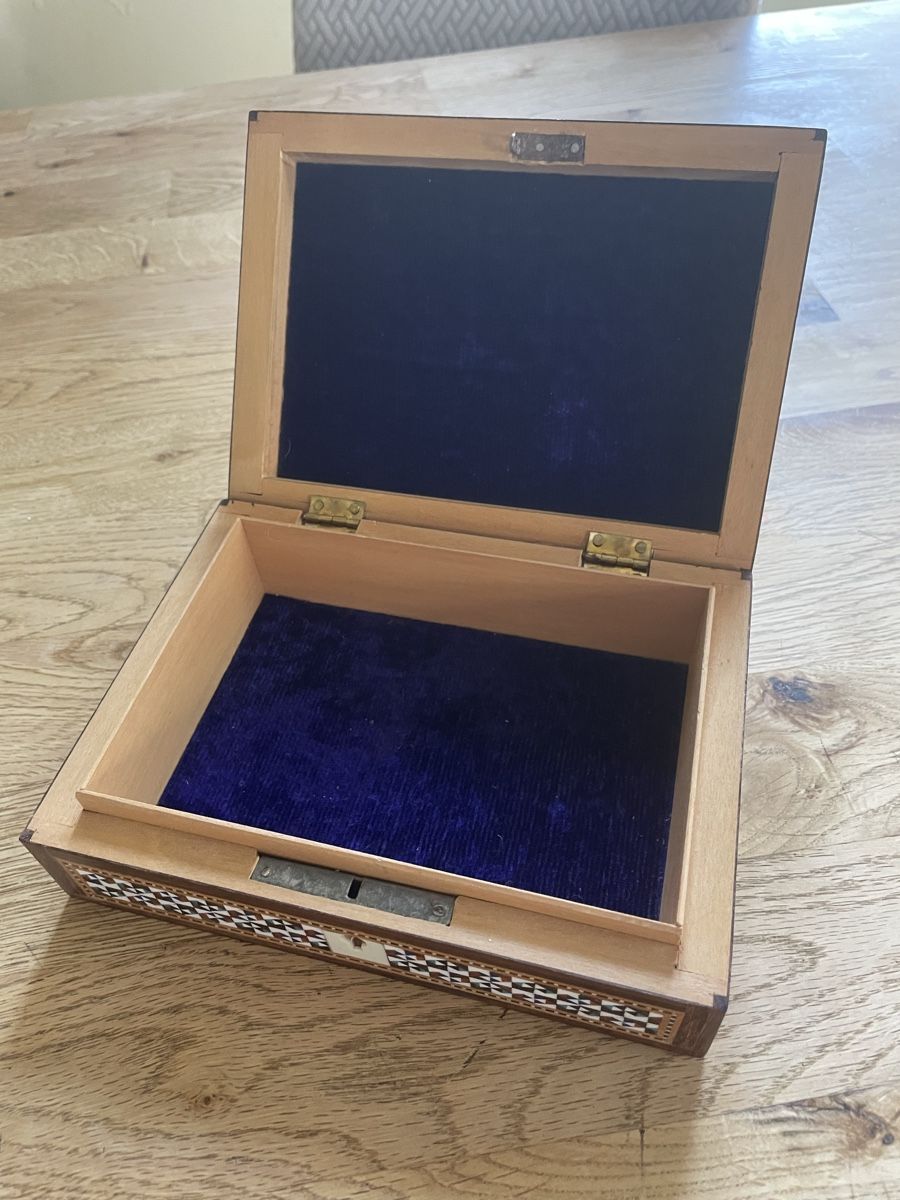 Coffres: Schöne Holzbox mit Mosaik – D'occasion à Flawil par Naphtali 2