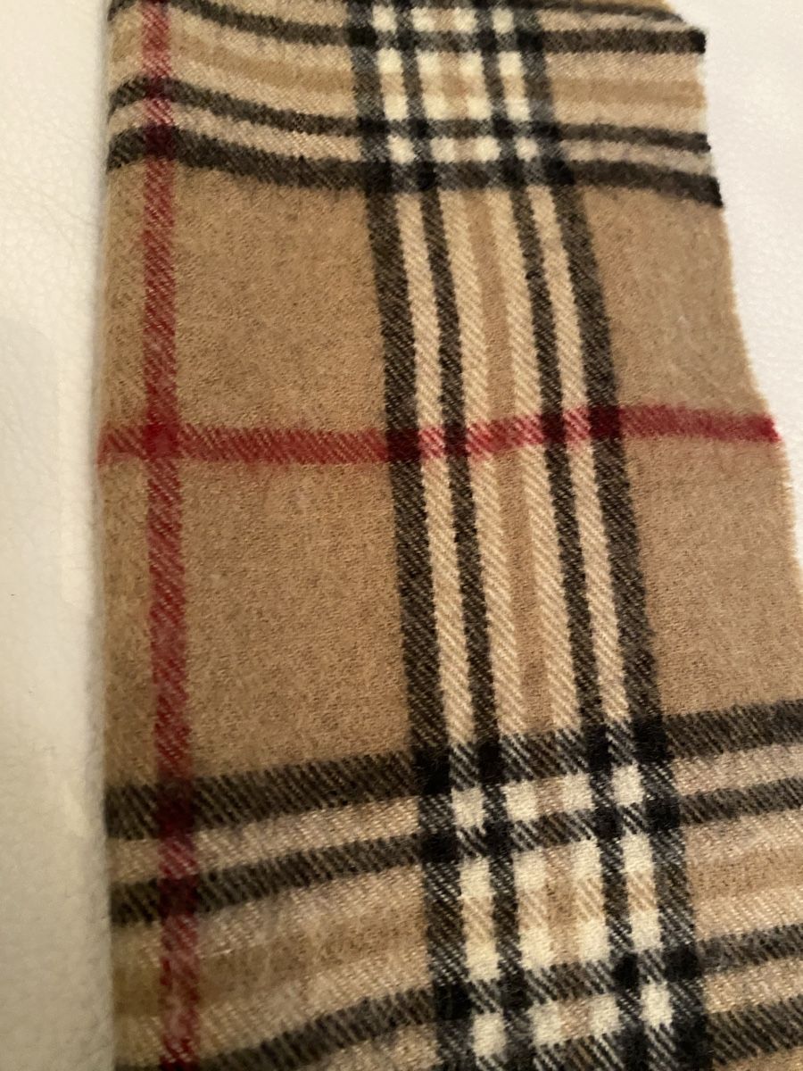 Foulard & Sciarpe: Wolle Schal 🌸 – Usato da Opfikon venduto da Luis144 3