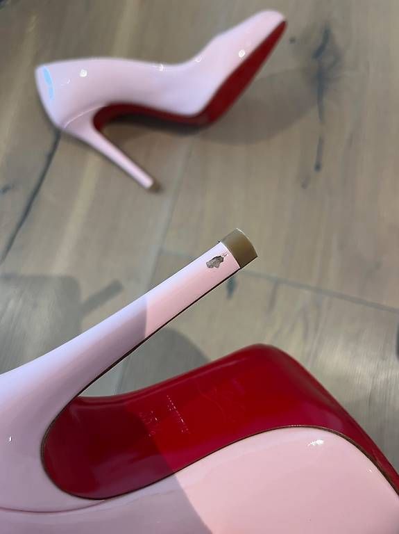 Scarpe da donna: Louboutin Pumps, Grösse 35.5 – Usato da Walchwil venduto da ama_9gny 3