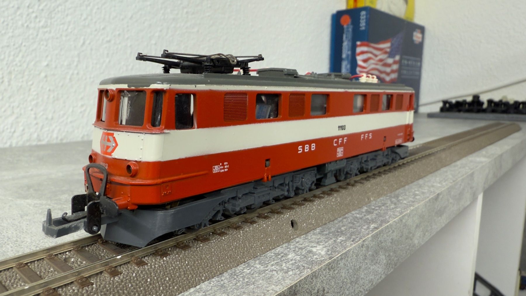 Lima Modellini di ferrovie: Lima Ae 6/6 Swiss Express H0 / DC – Usato da Schlieren venduto da rat_lq6b