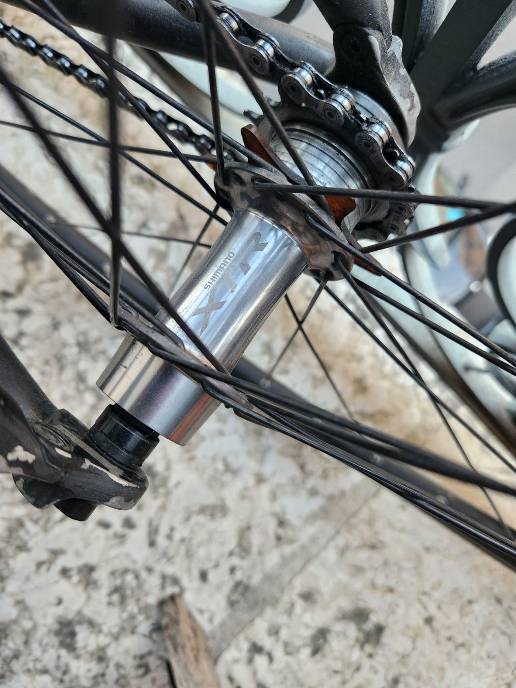 Vélos: Vélo full Carbon - État impeccable! – D'occasion à Genève par far_5sdy 3
