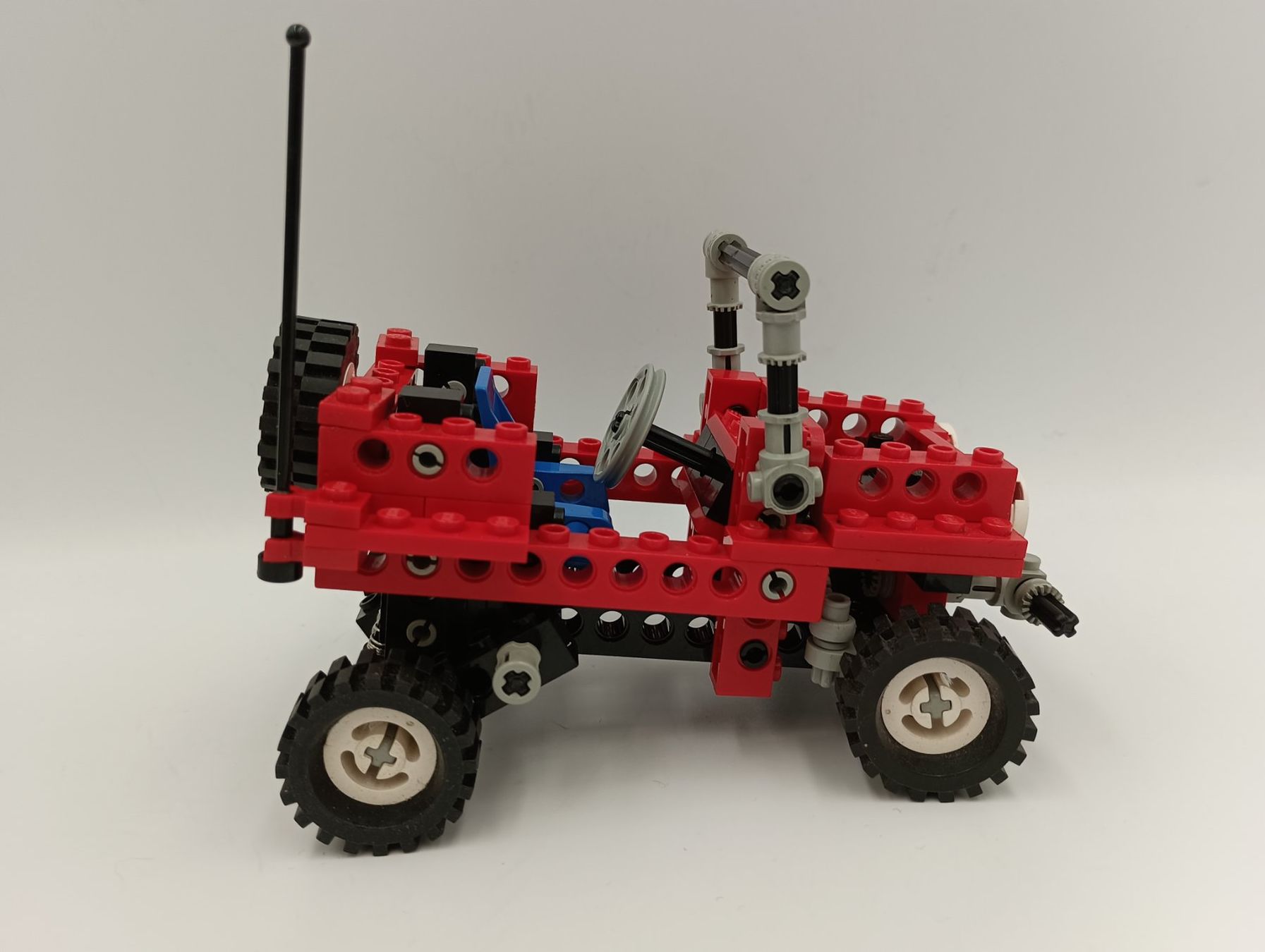 Lego Jouets: 8820 Mountain Rambler – D'occasion à Bremgarten AG par redstar69 1