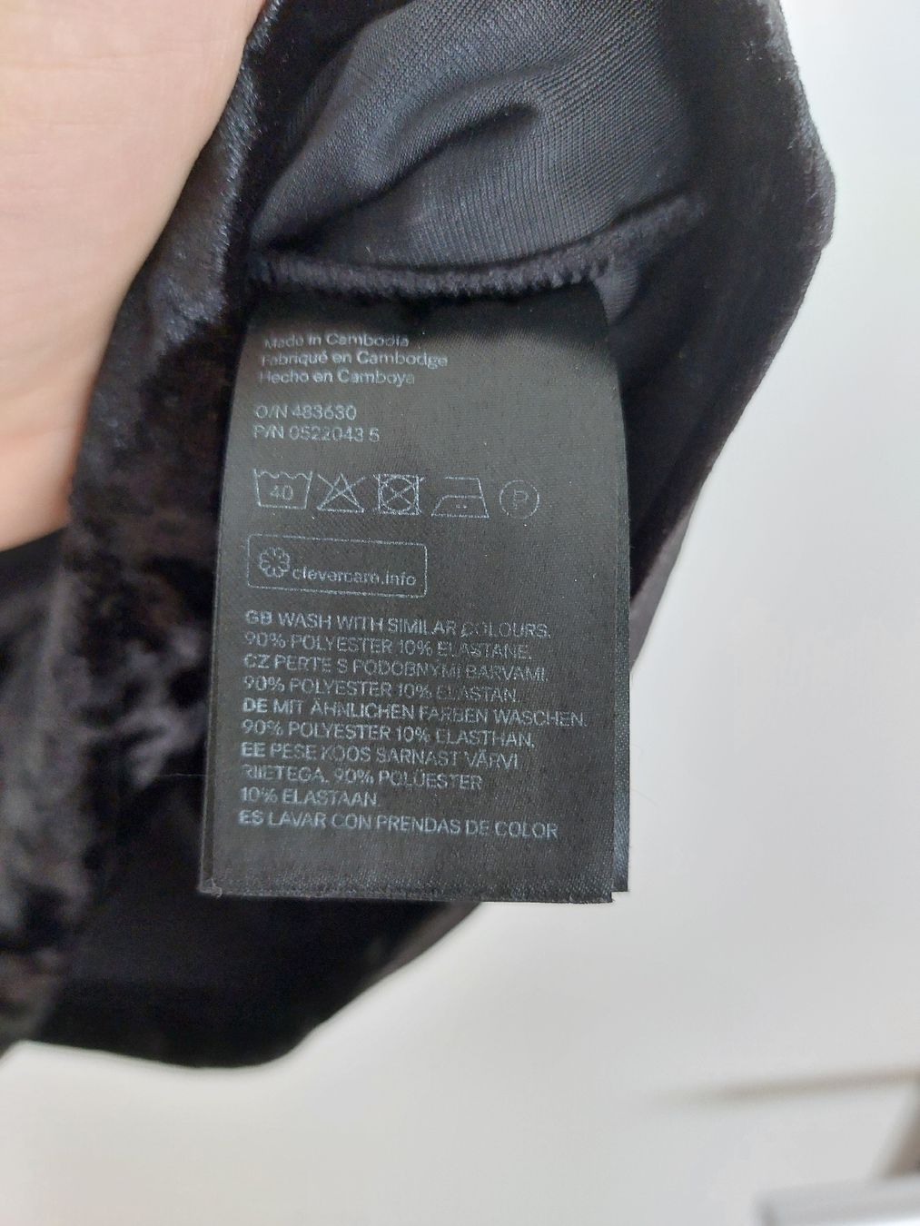 H&M Top: Top noir aspect velours H&M XS – Usato da Lausanne venduto da claire1401 3