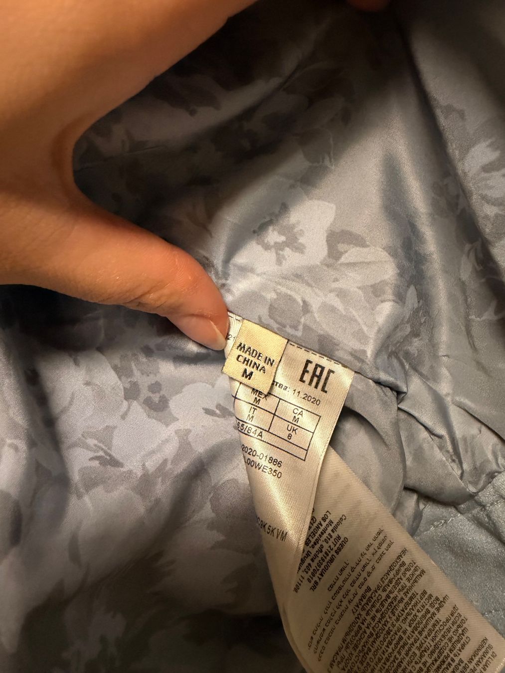 Guess Giacche: GUESS Jacke/Übergangsjacke Gr. M – Usato da Muolen venduto da ginmelz 3