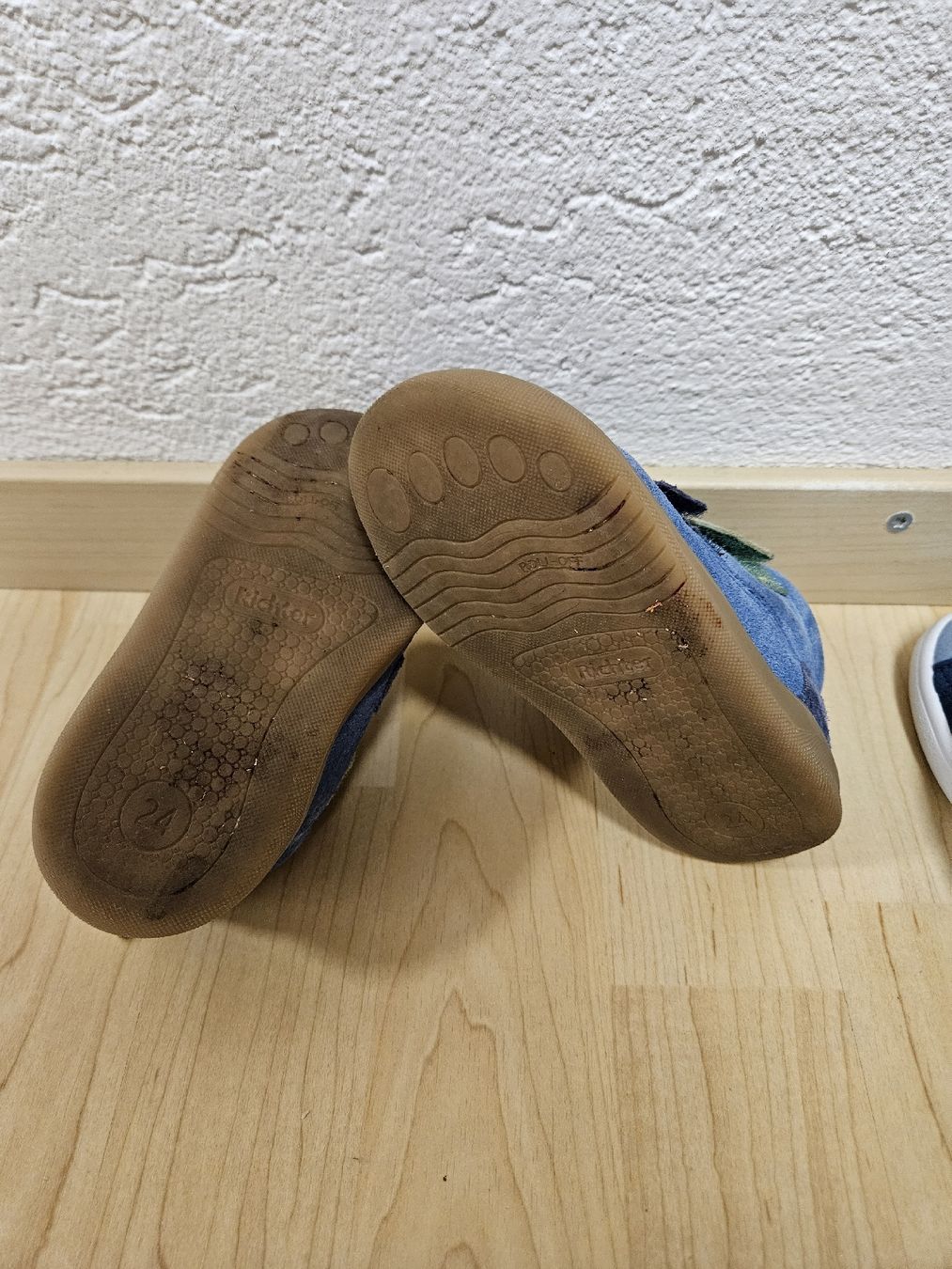 Scarpe per ragazzi: Richter, Barfussschuhe Gr.24 – Usato da Wallenwil venduto da Alain2010 2