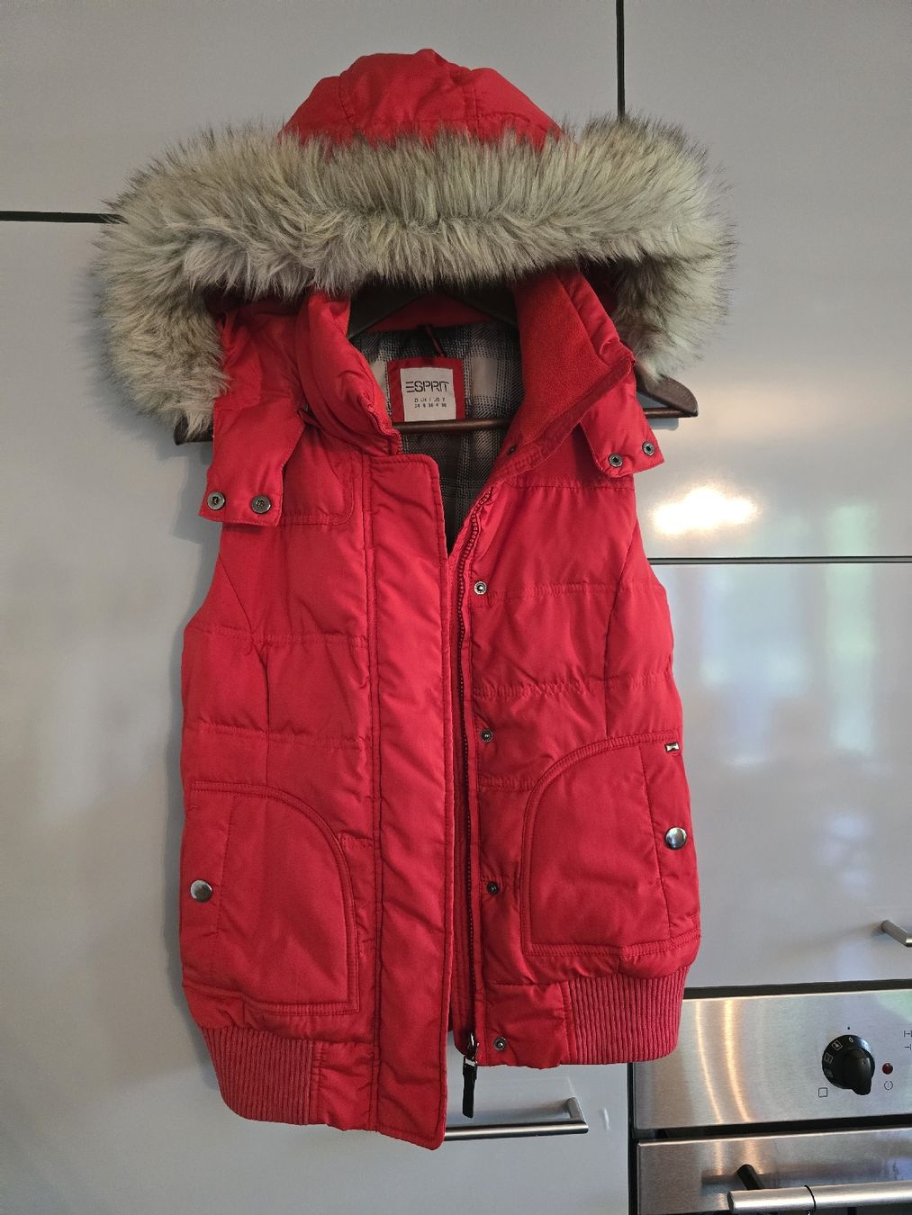 Esprit Gilet & Giacche senza maniche: Doudoune sans manches Esprit rouge – Nuovo (secondo la descrizione) da BERN venduto da froggyinternationale 3