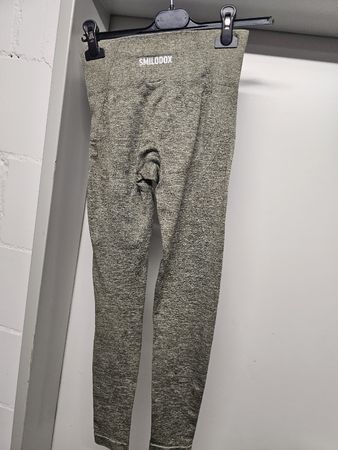 Smilodox Leggings, olive grün, Grösse S - Top Zustand!