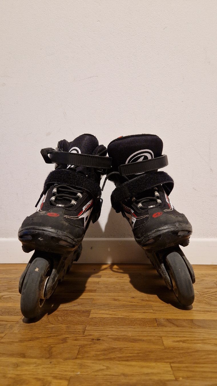 Pattini in linea & Pattini a rotelle: Rollerblades. Rollerblades d'occasion. Pointures 33 - 36.5 – Usato da Biel/Bienne venduto da Buromat 3
