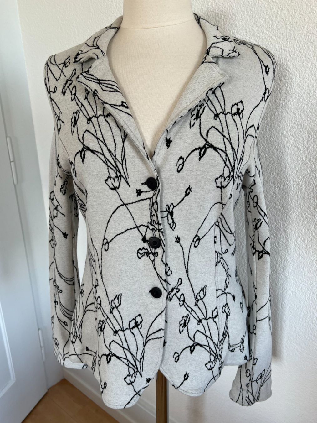 Colora Giacche: Colora Damen Blazer, Gr. M, Hellgrau, NEU – Nuovo e nell'imballaggio originale da Worb venduto da farben20zauber