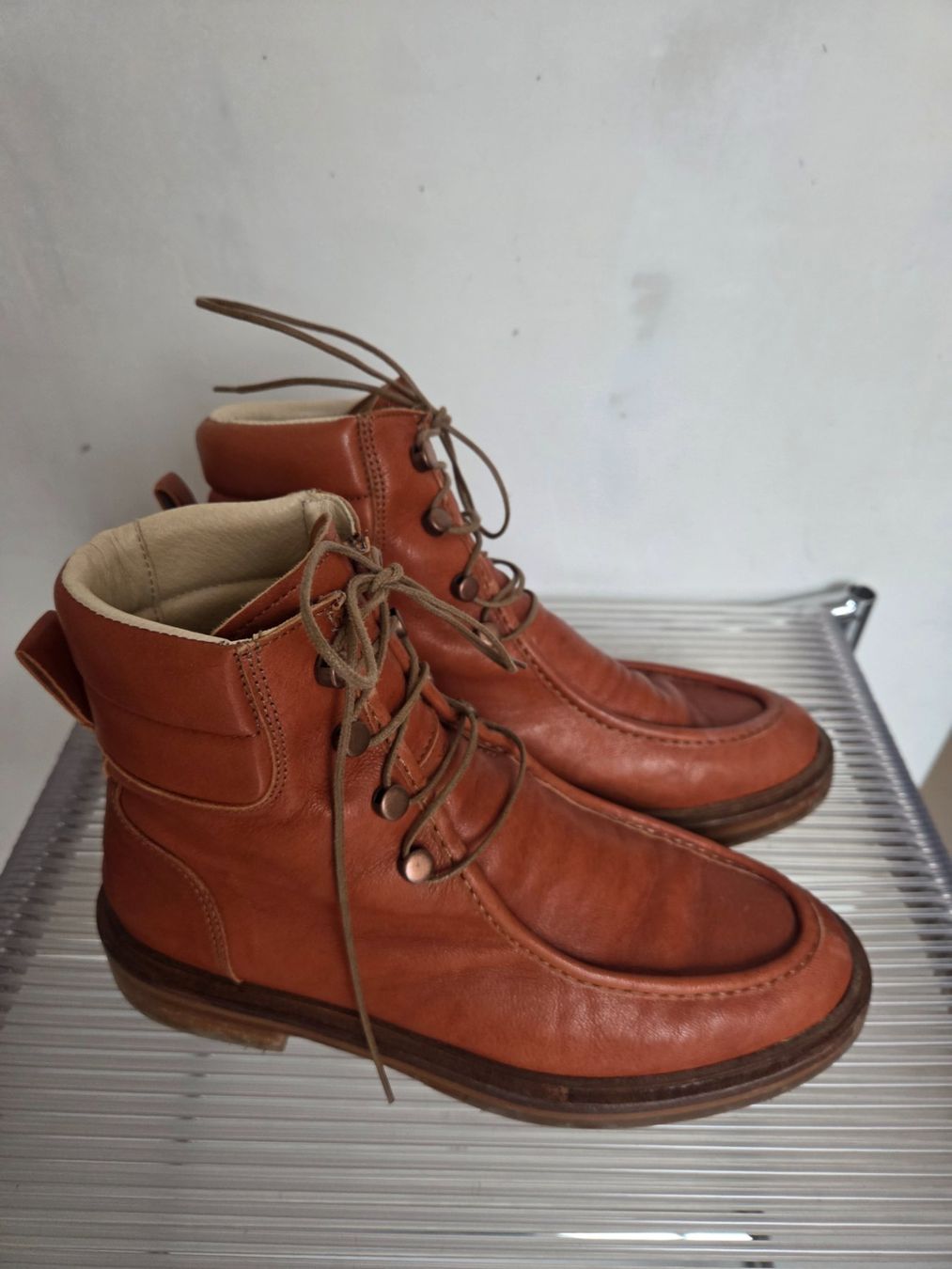 Neosens Scarpe da donna: Neosens bottines en cuir taille 39 – Usato da Fribourg venduto da pelusa78 1