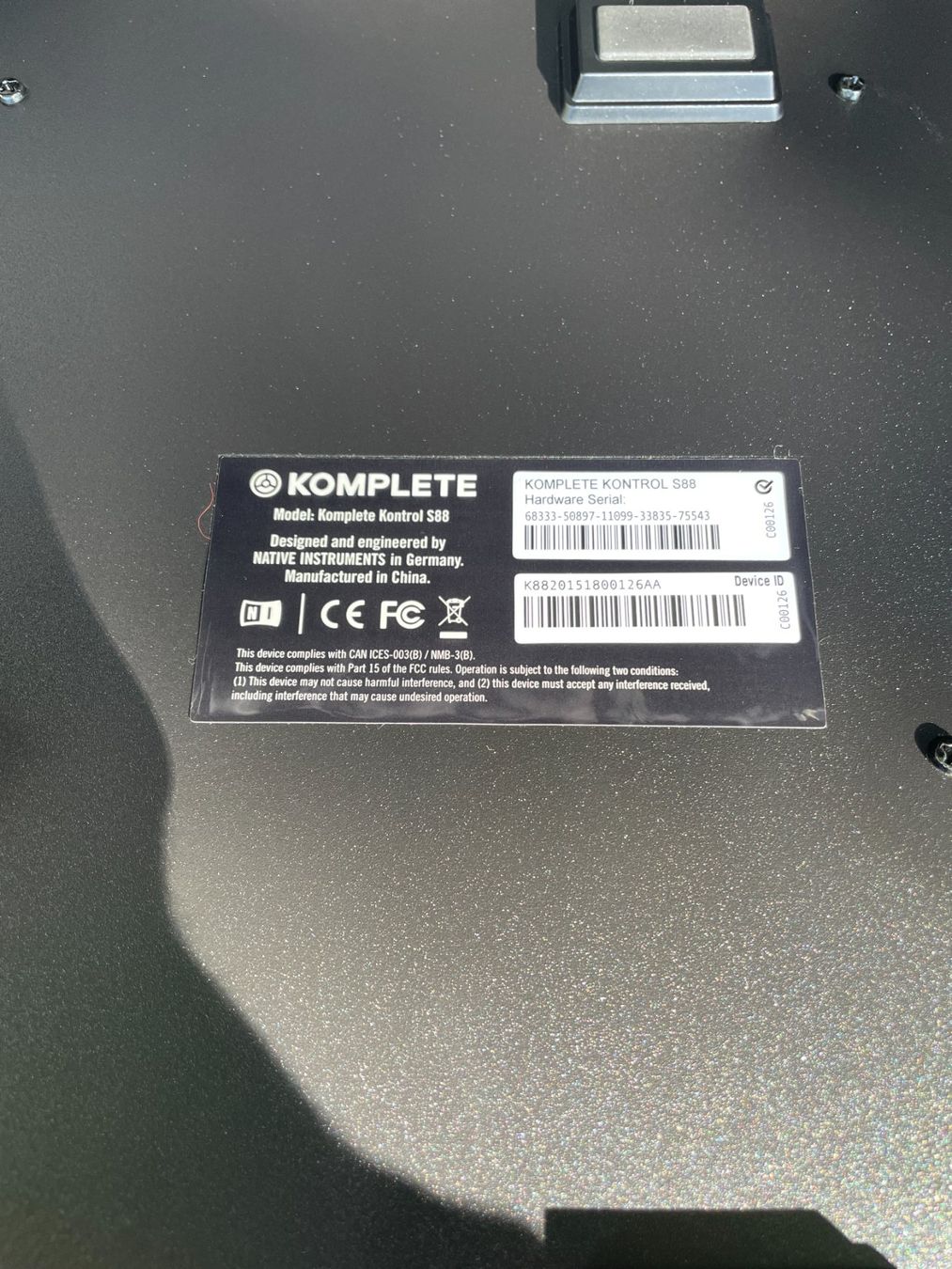 Native Instruments Strumenti musicali: Clavier Native Komplete Kontrol S88 + stand (RTX) + softbag – Usato da Grimisuat venduto da alainroche 1