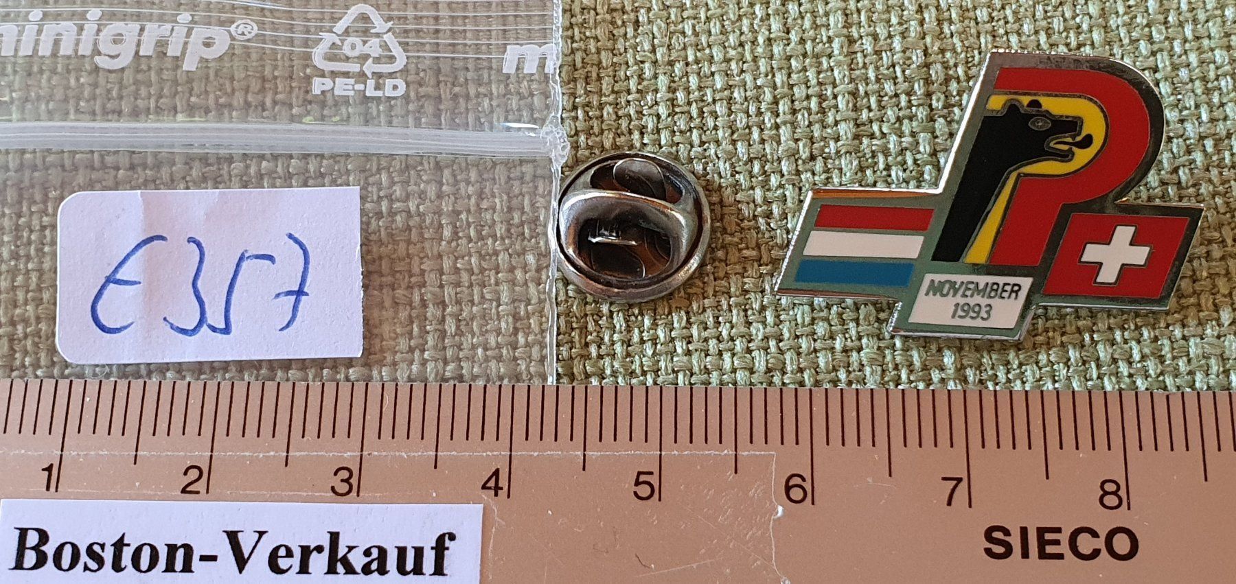 Spille: E357 - Pin Berner Polizei Luxemburg - CH – Usato da Reinach BL venduto da Boston-Verkauf 2