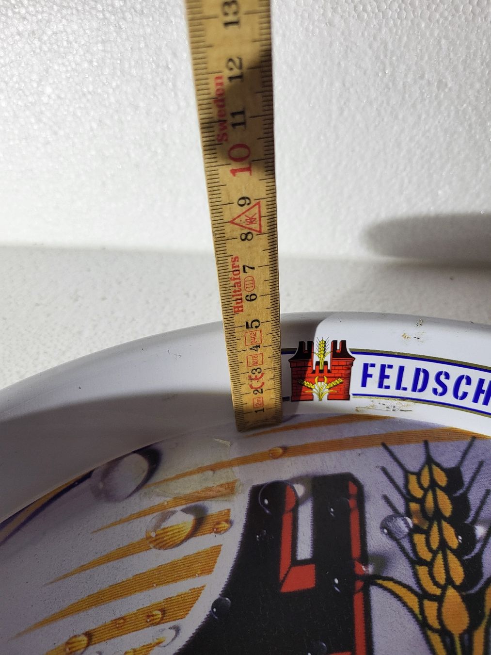 Toutes les décorations: Feldschlösschen Bier Tablett rund Durchmesser ca. 30 cm – D'occasion à Grindelwald par lego9 6
