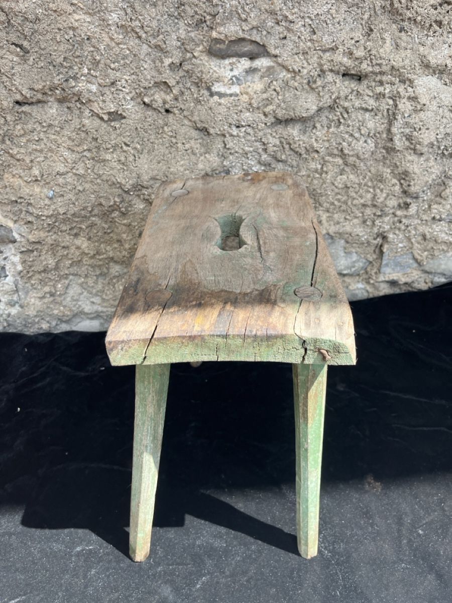Sgabelli: Antiker Holz Hocker mit Charm  – Usato da Brienz BE venduto da hey_z9vg 2