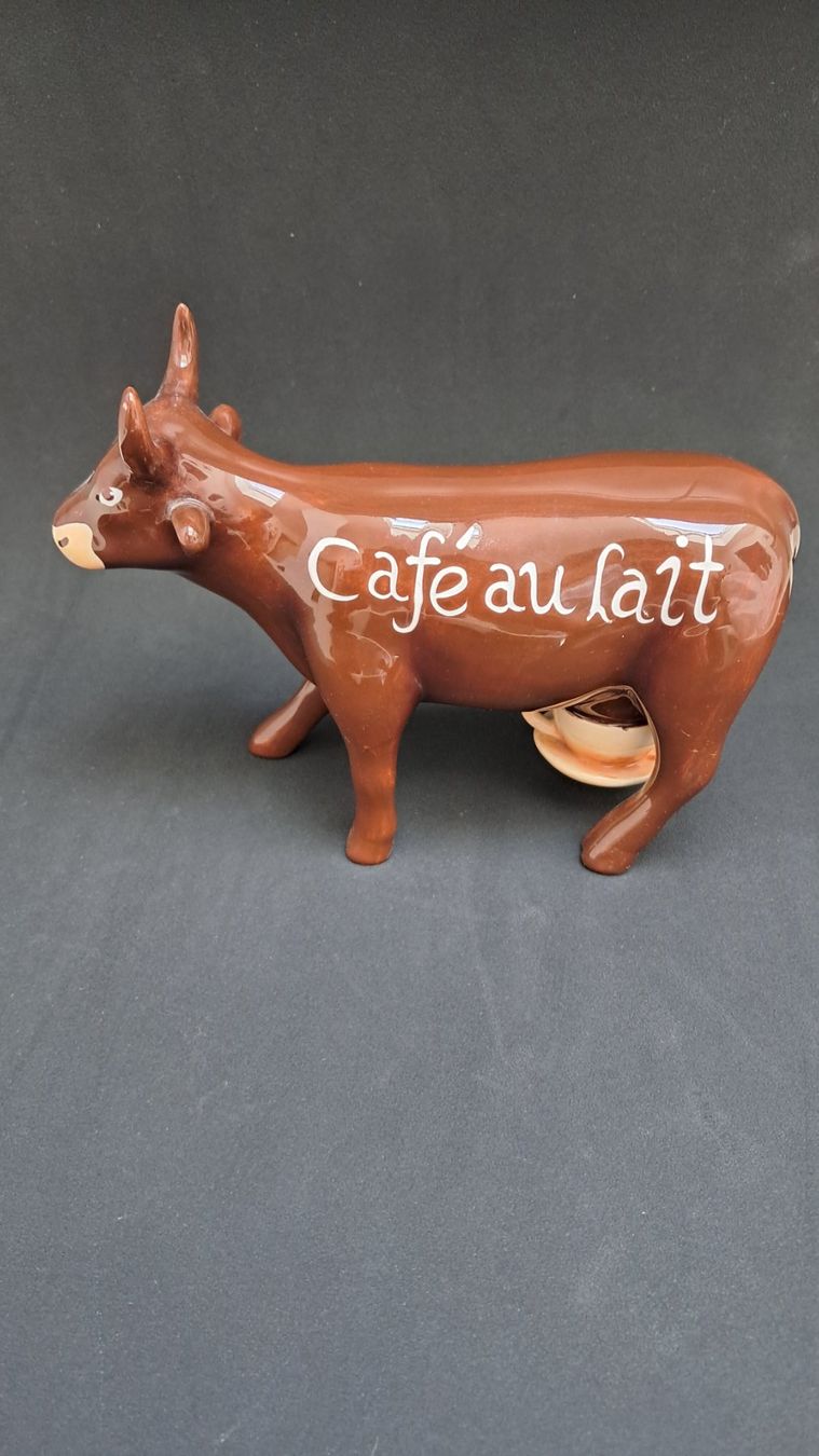 Figuren: Cow Parade Cafe au lait – Neu und originalverpackt aus Lufingen von E-Auktion 3