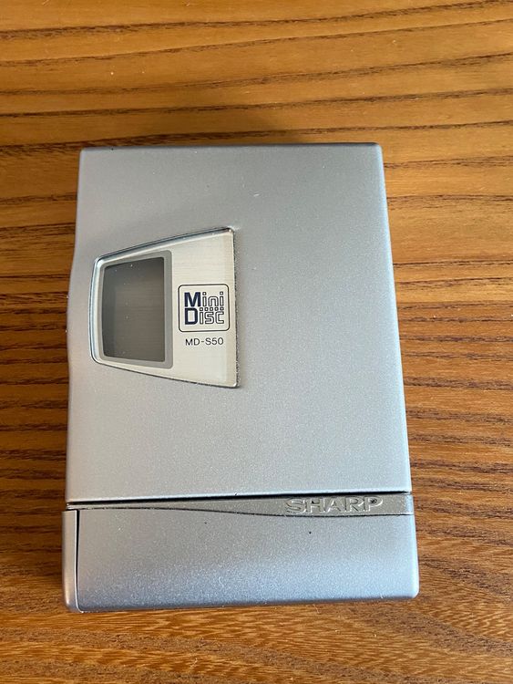SHARP MINIDISC PLAYER MD-S50H (Gebraucht) in Urdorf für CHF 11 – mit ...