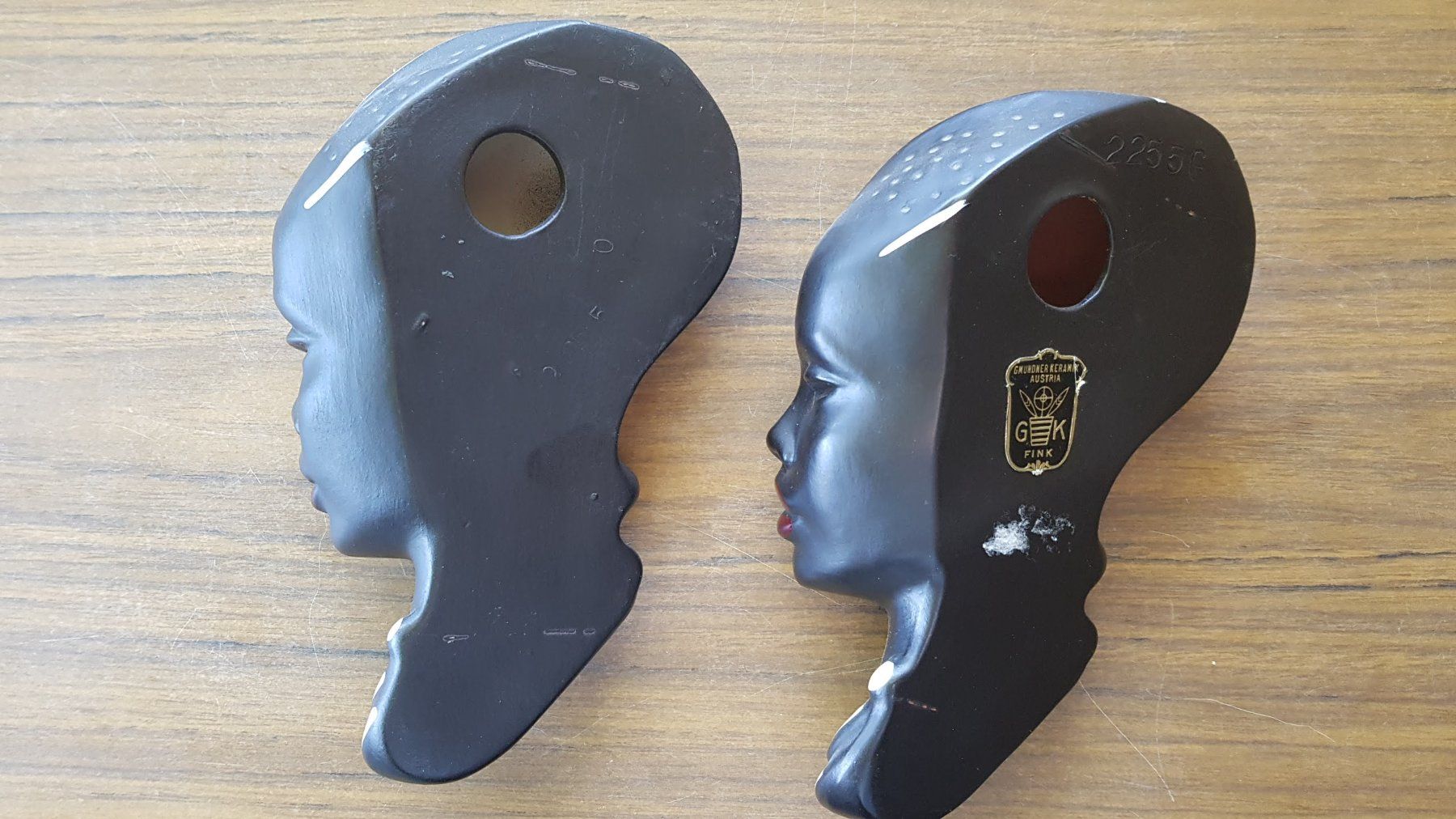 Sonstige Antiquitäten & Kunst: Gmunder Keramik Wandmasken – Gebraucht aus Mörschwil von antiksalon 8