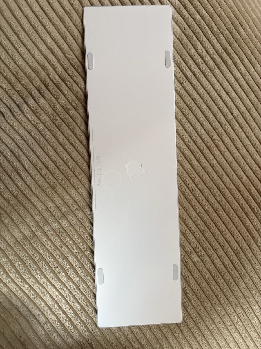Apple Tastiere: Apple Magic Keyboard – Usato da Basel venduto da Marferr 1