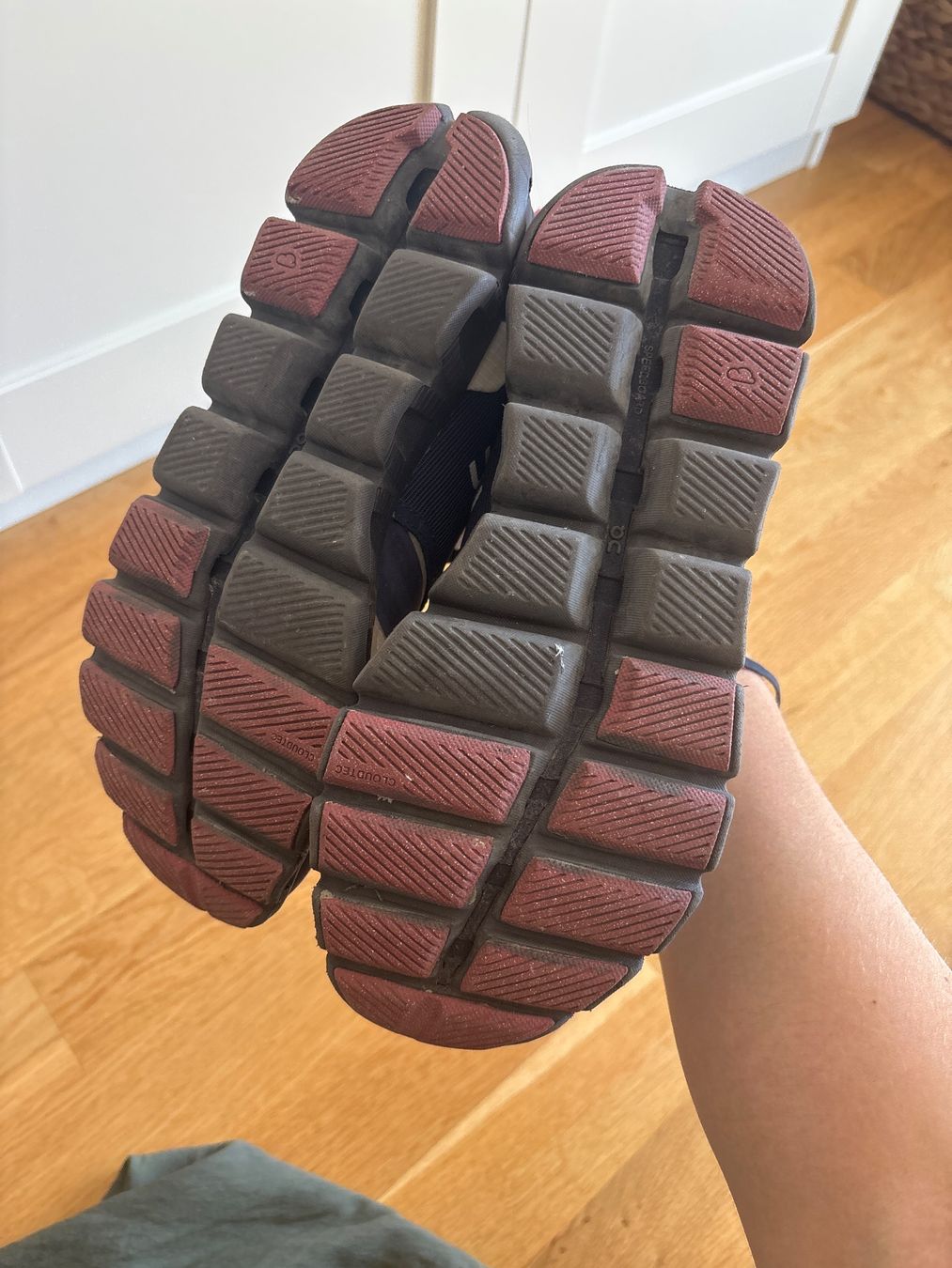 On Scarpe da donna: On Schuhe Damen Grösse 40 – Usato da Bern venduto da Elena_M 3