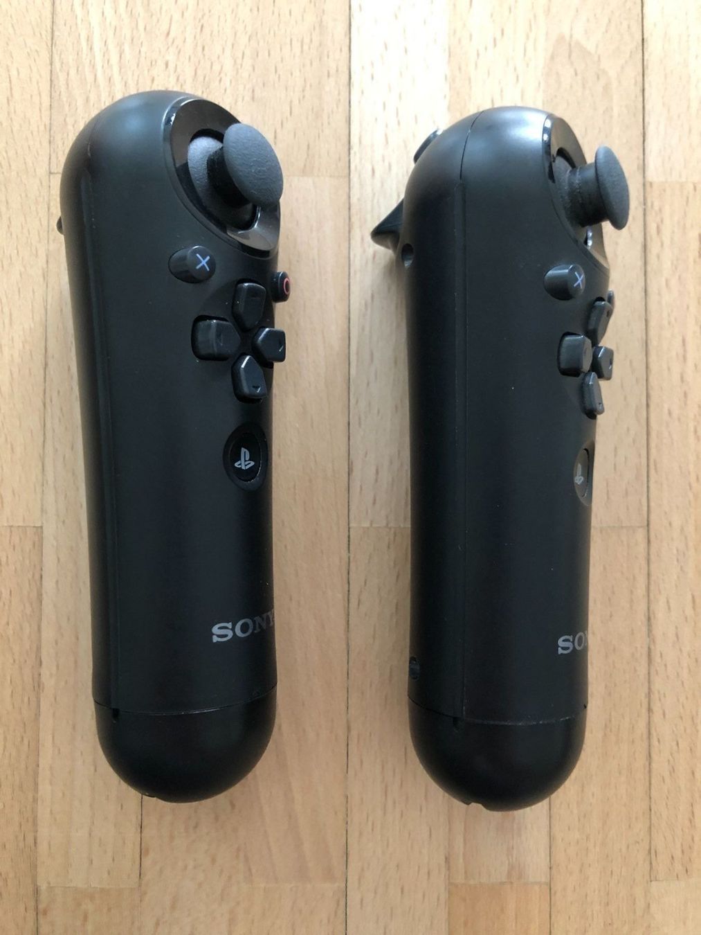 Controller: 2x Original PS Navigation Controller – Usato da Nussbaumen AG venduto da Pika-Shop 1