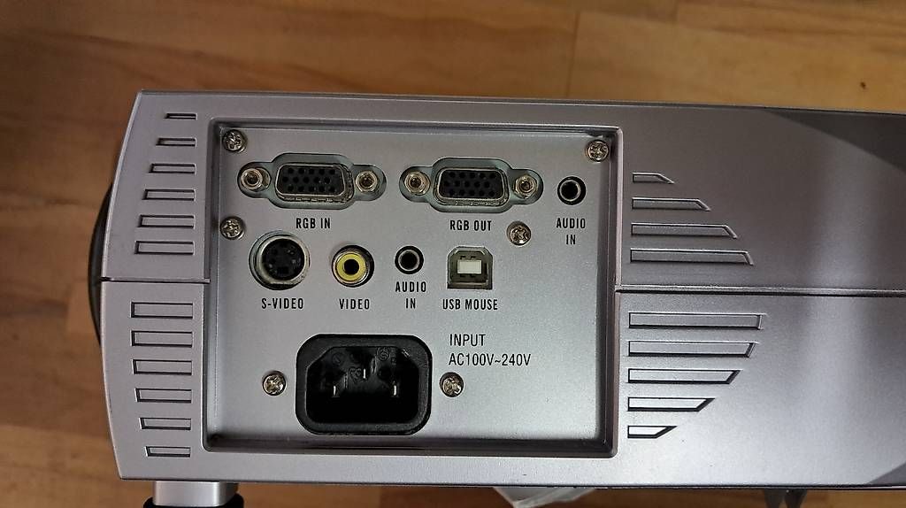 Vidéoprojecteurs: Beamer Geha Compact 230 – D'occasion à Steckborn par humunuku 3