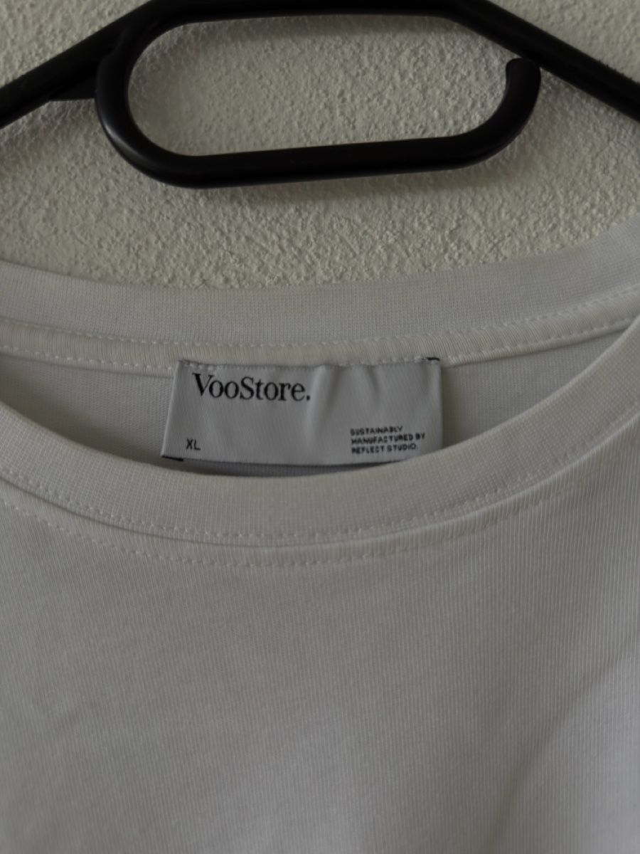 T-shirt: Voo Store T-Shirt – Usato da Egerkingen venduto da muli1994 2