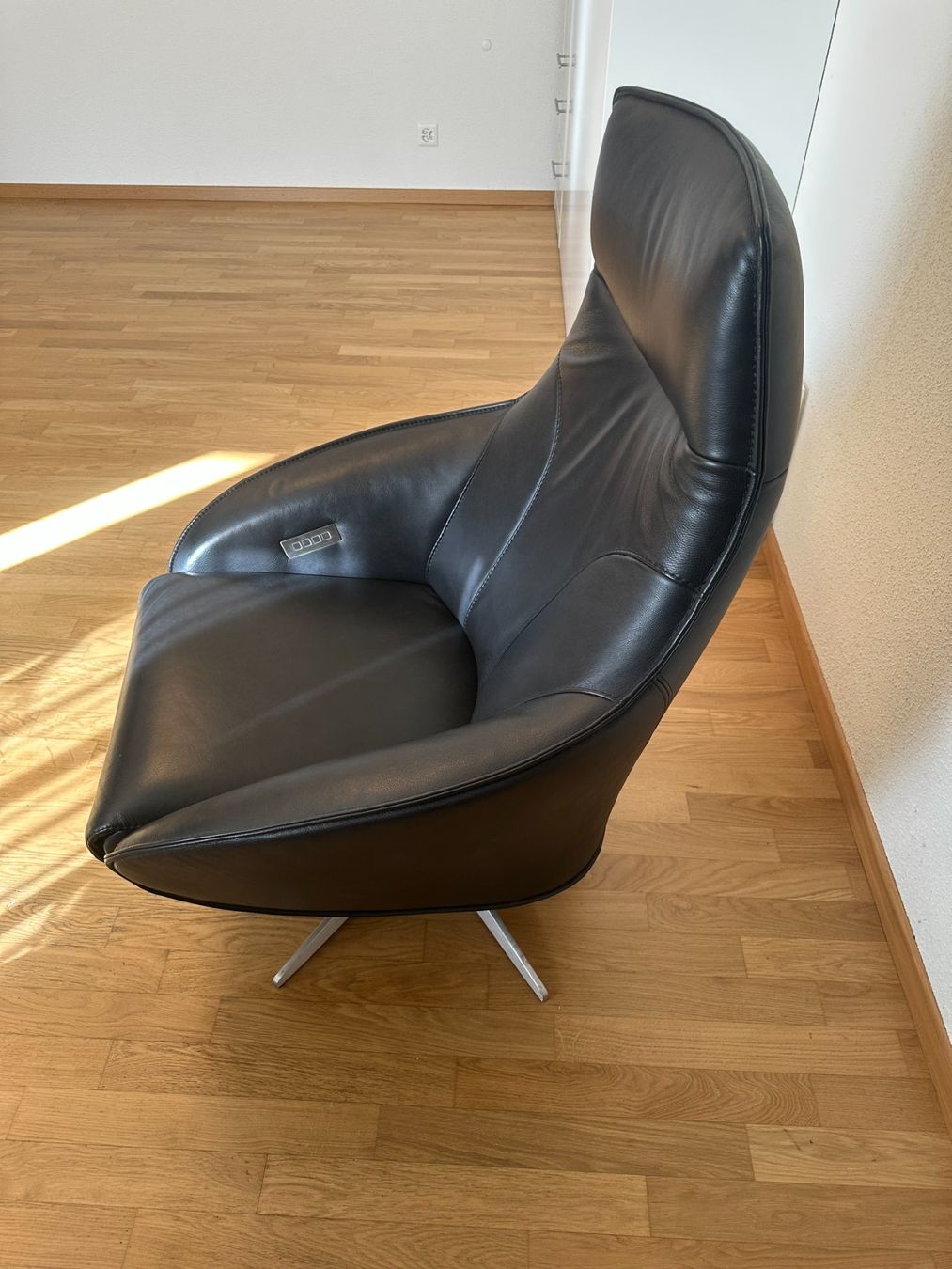 Sessel: Relaxsessel mit Herz-/Waagefunktion – Gebraucht aus Binningen von sem_z44