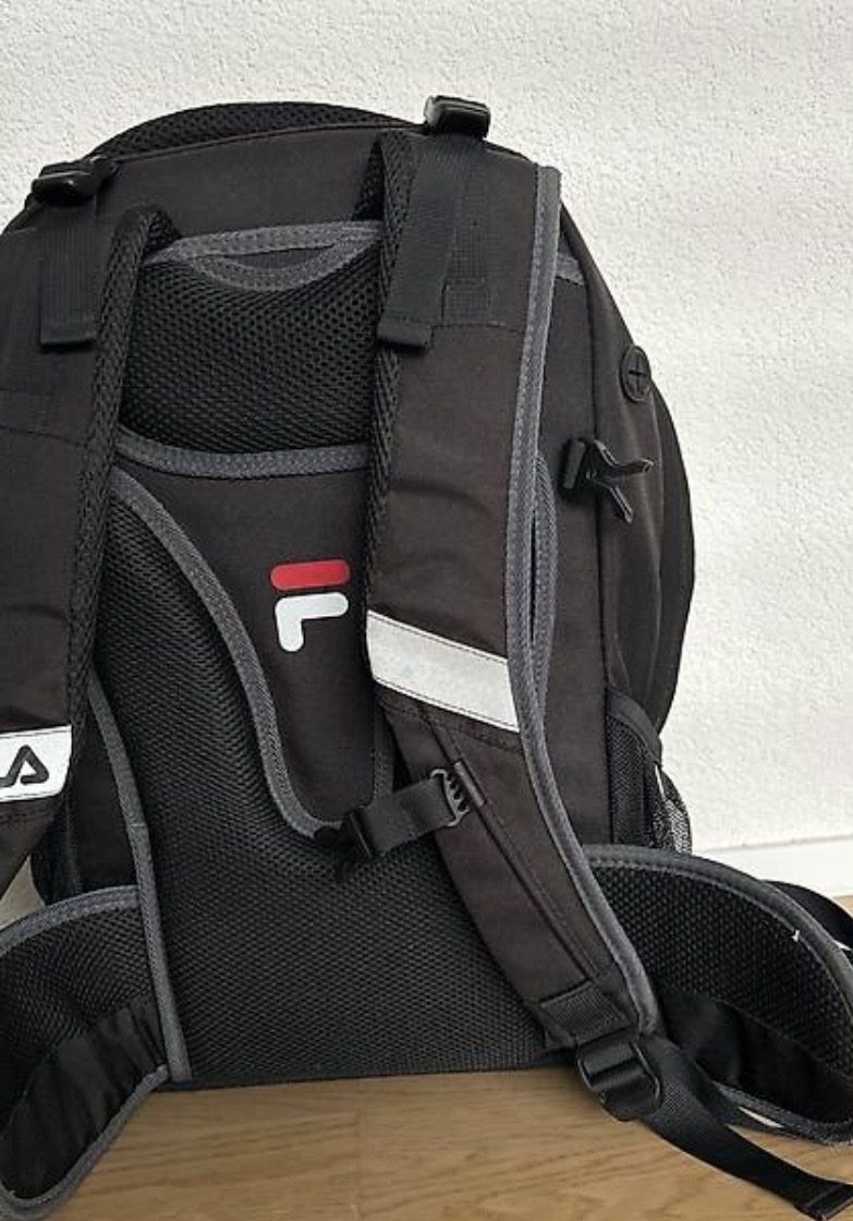 Fila Rucksäcke: FILA Schulrucksack – Gebraucht aus Fraubrunnen von Karo75 2