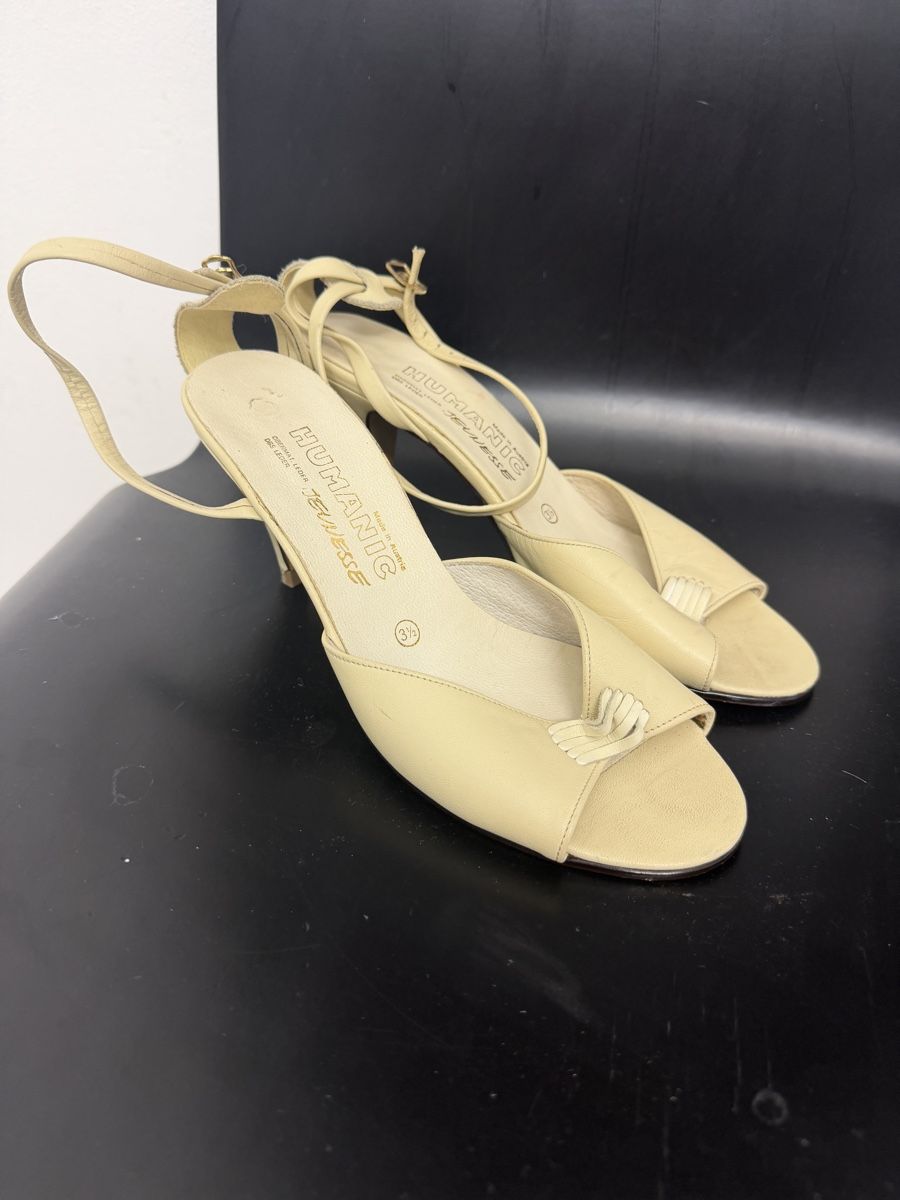 Damenschuhe: Ledersandalen Vintage  – Gebraucht aus Neerach von the_modern_mini 1