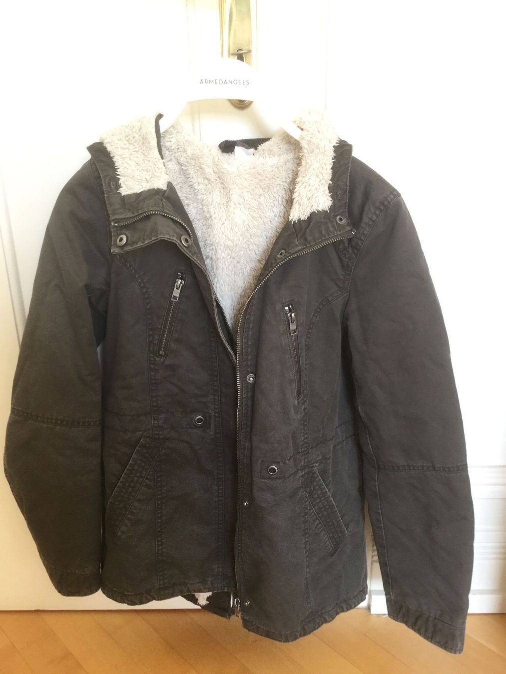 H&M Cappotti: H&M Winter Jacket Size 34 Khaki – Usato da Zürich venduto da Sophie0569 1