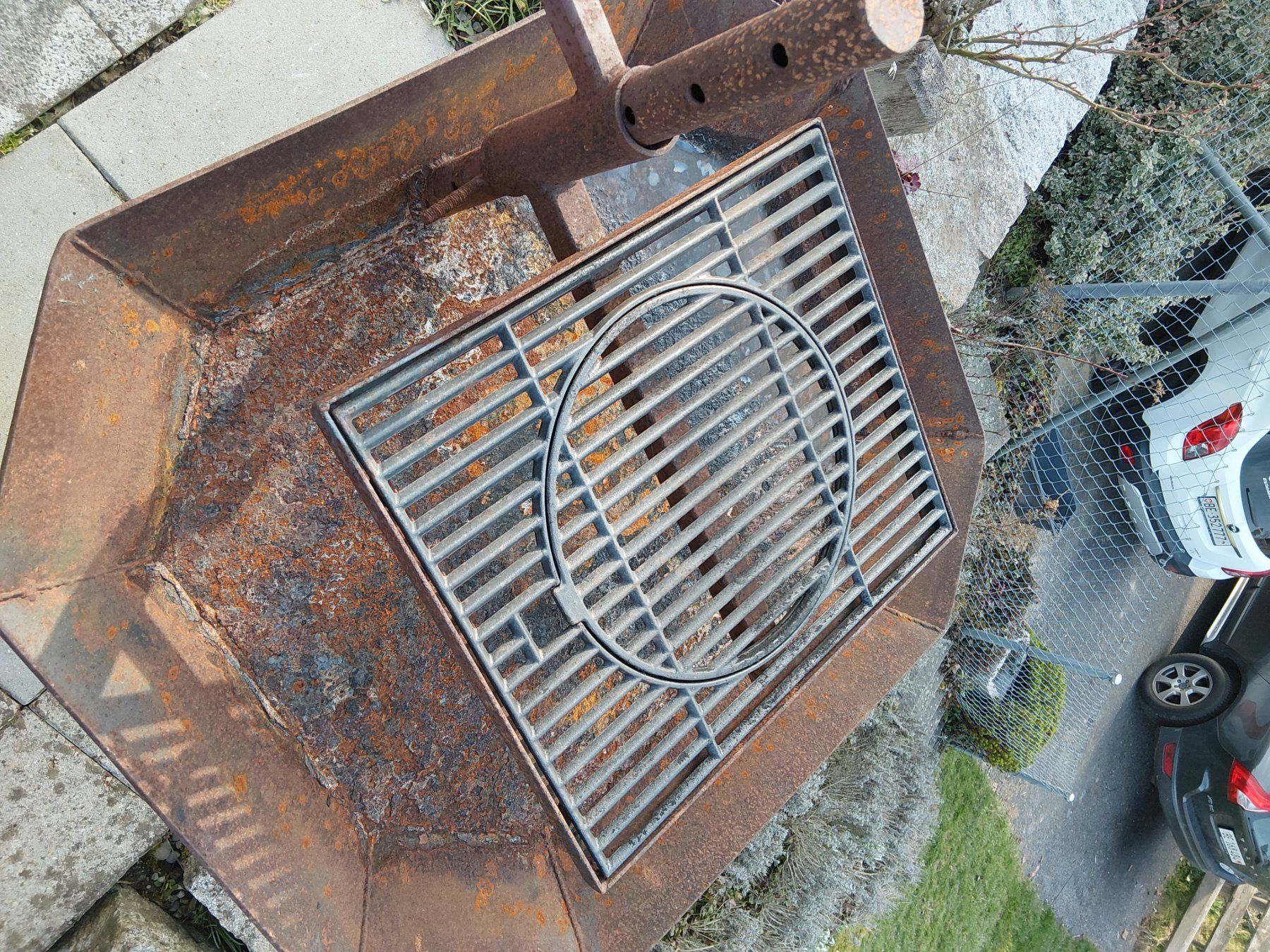 Bracieri: Feuerschale mit Grillrost – Usato da Melchnau venduto da Aare84 3