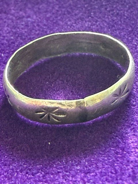 Anelli: Folk Craft Pre-Loved Silver Ring - Size 55 - gebraucht – Usato da Osco venduto da Electric_Elsie 2
