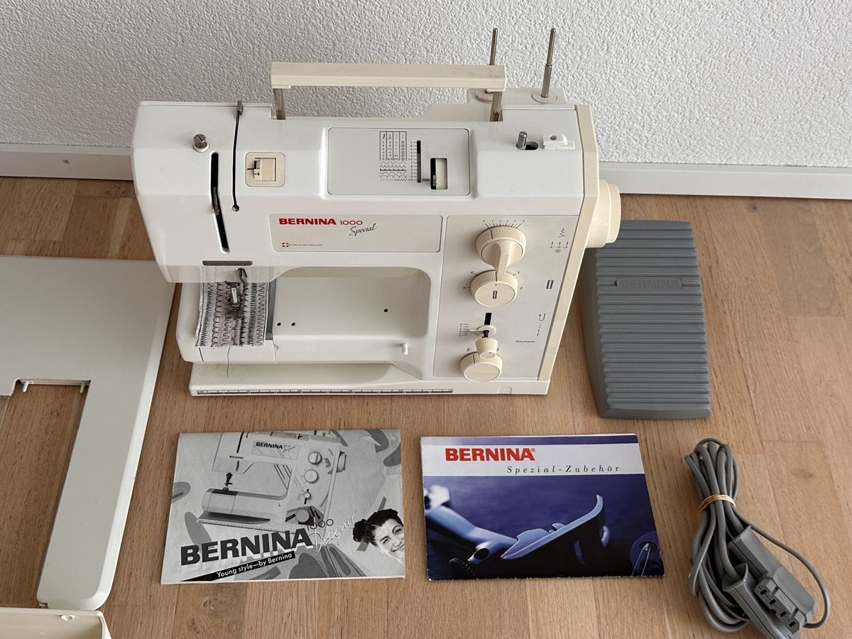 Bernina Macchine da cucire: Bernina 1000 Special  – Usato da Schaffhausen venduto da pinca19 3